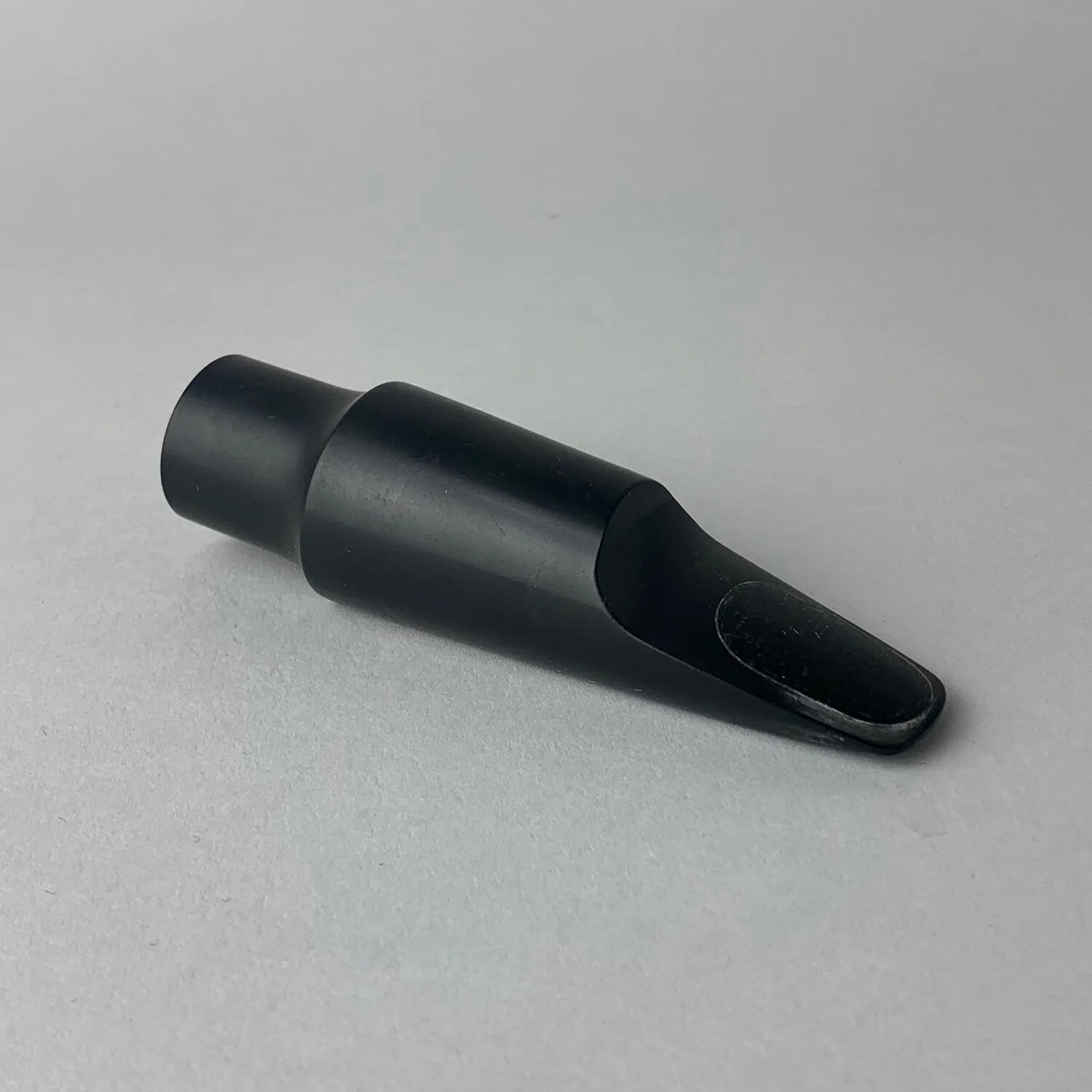 RPC-105-Hard-Rubber-Tenor-Saxophone-Mouthpiece_BarnardRepair_06.jpg