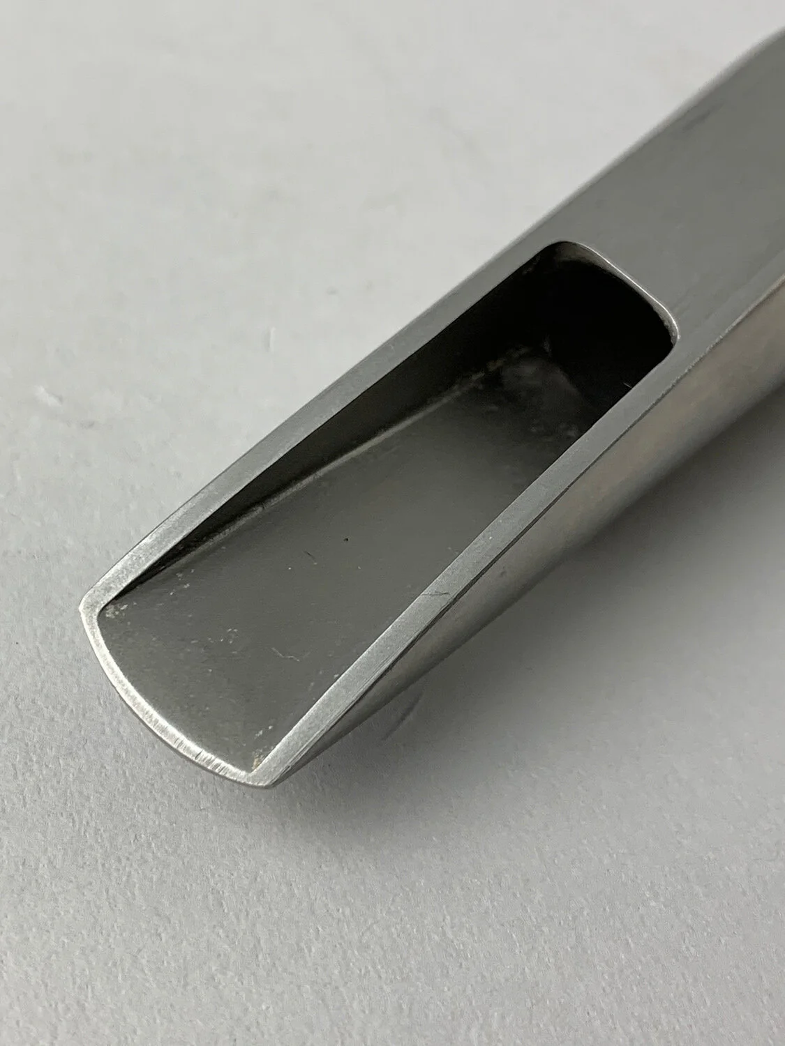 Beechler-Tenor-6_BarnardRepair_10.jpg