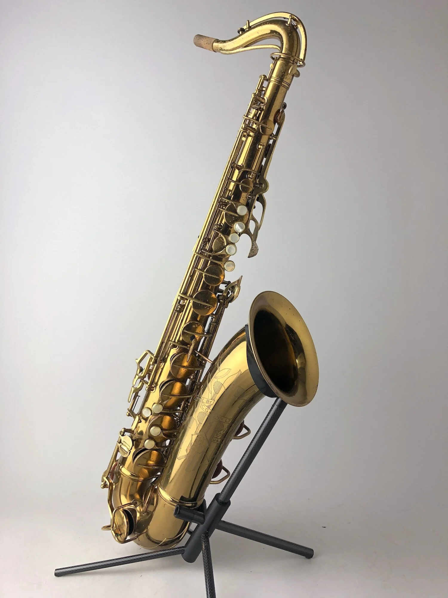 Conn-10M_Tenor_255xxx_BarnardRepair_2.JPG