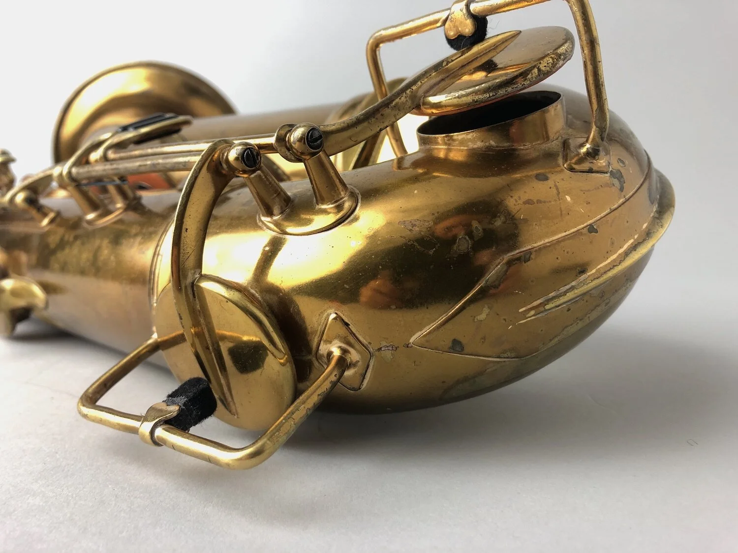 (Selmer)-Adolphe-Sa-84-Rue-Myrha_Tenor_New_10xx_BarnardRepair_12.JPG
