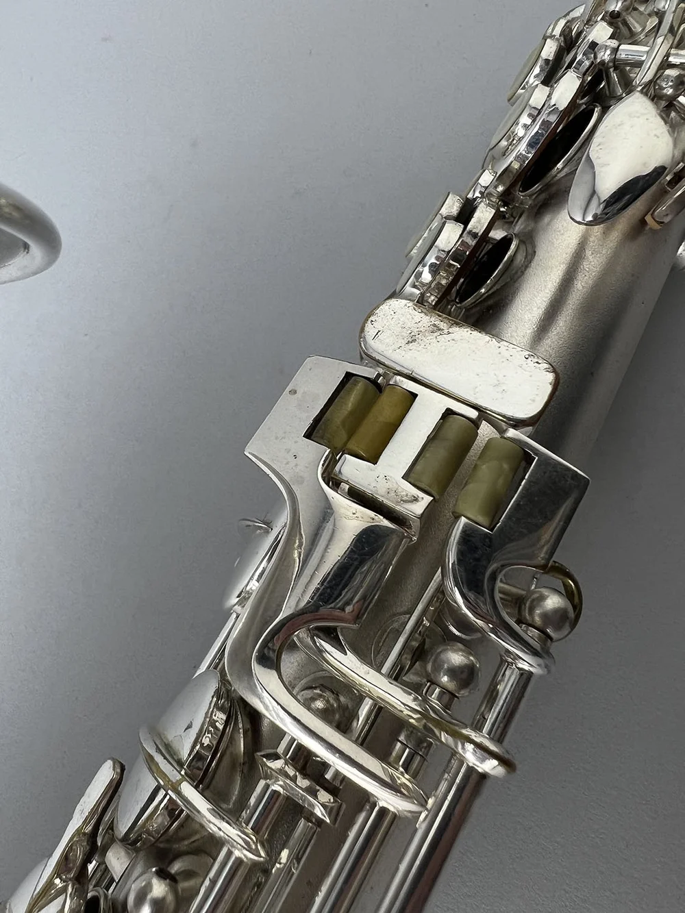 Christoph Bach】 蔦の透かしのトング【純銀】 14cm Christoph Bach