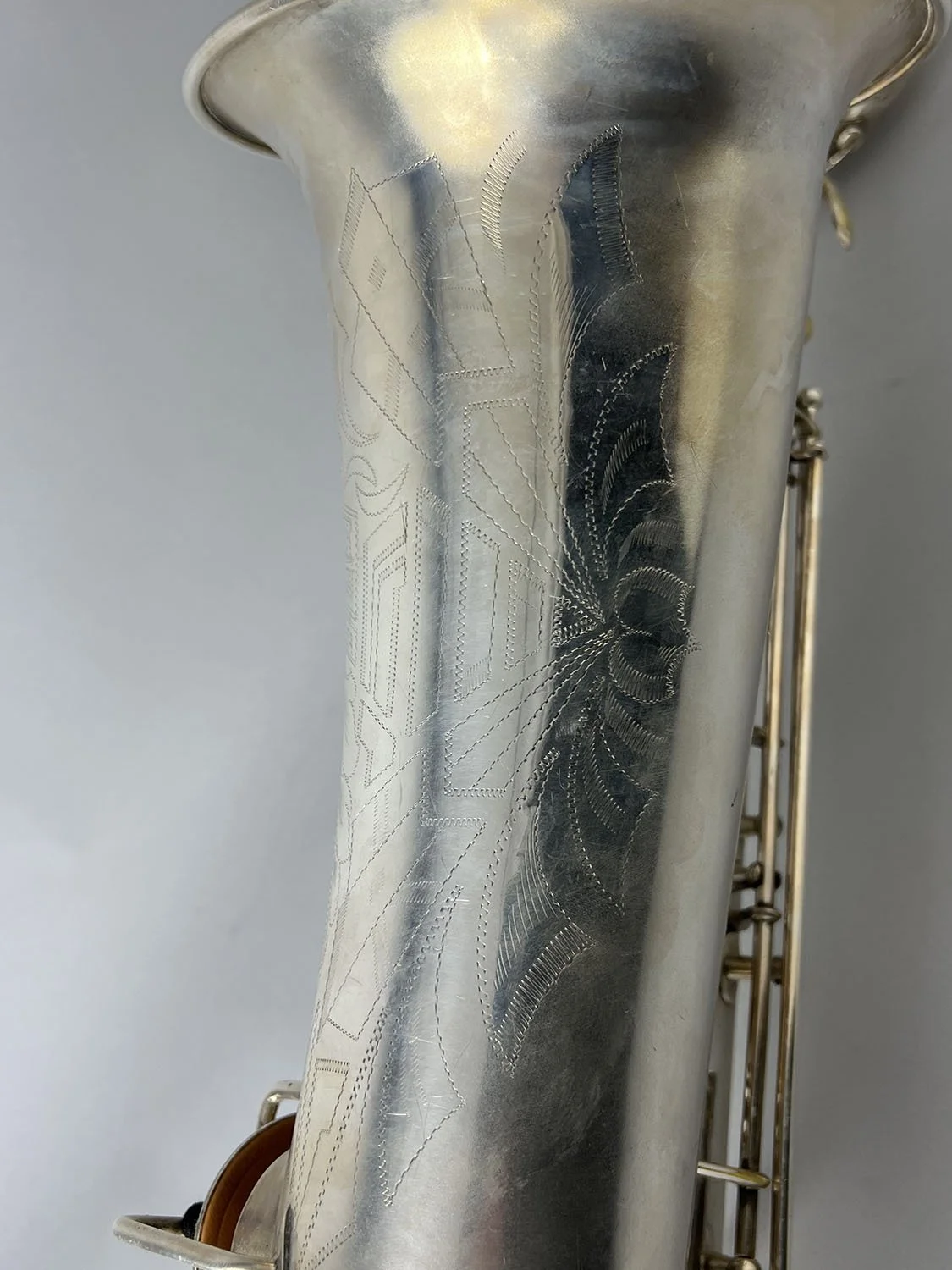 Buescher-New-Aristocrat- Bari_266xxx_BarnardRepair_19.jpeg