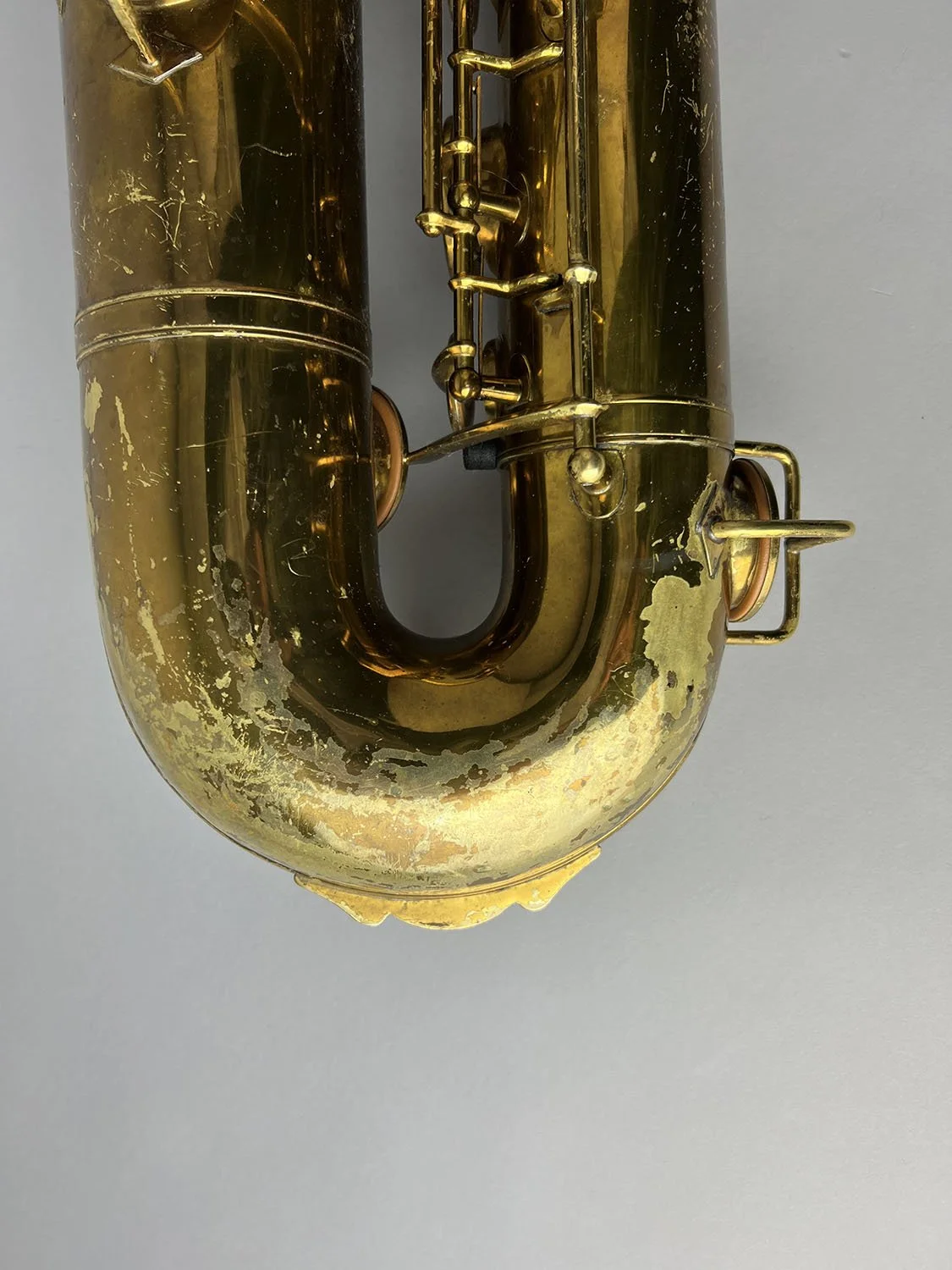 Buescher-Aristocrat-Bari_268xxx_BarnardRepair_16.jpeg
