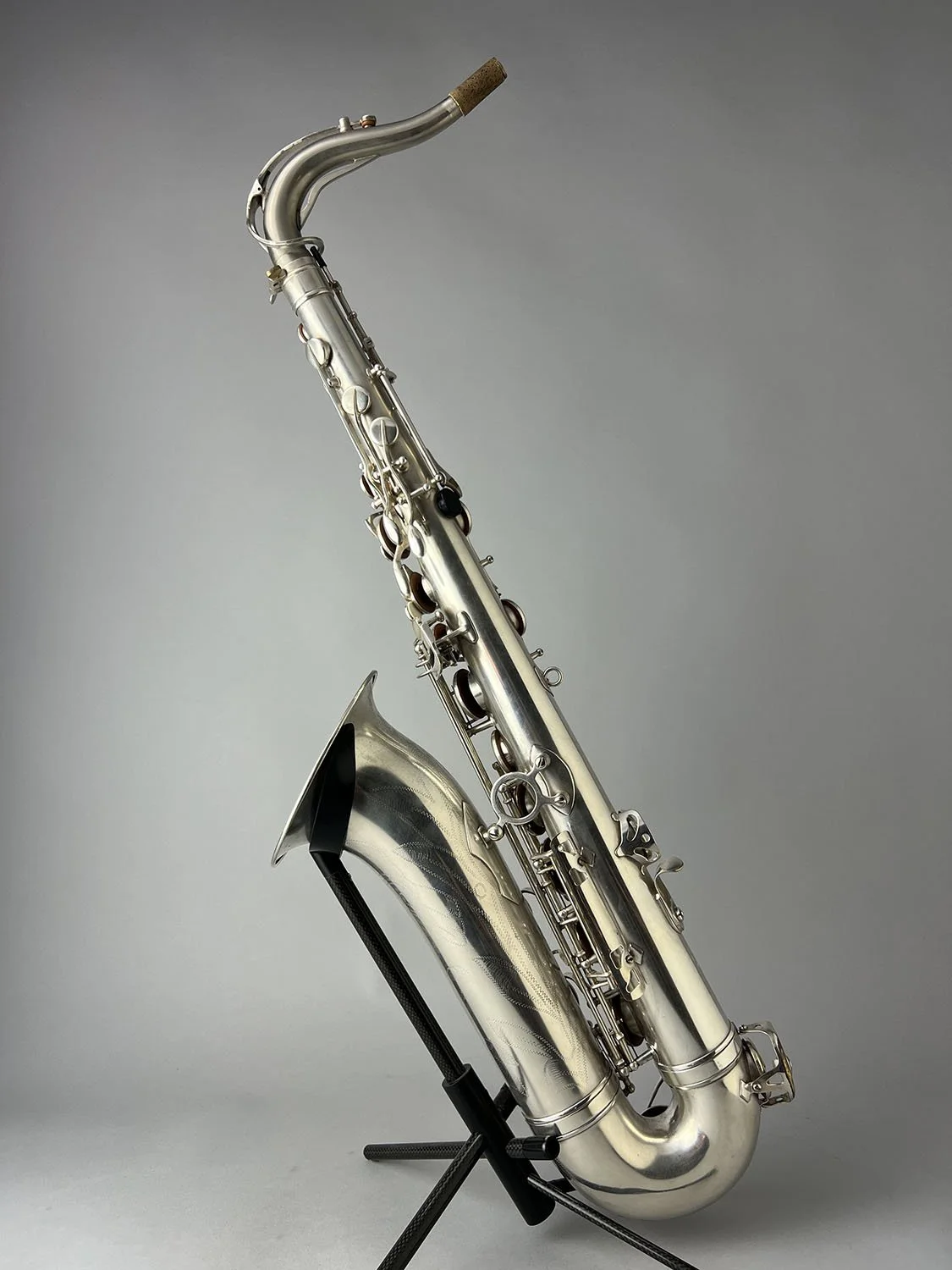 Borgoni-Jubilee-Tenor-Saxophone_195xxx_BarnardRepair_05.jpeg
