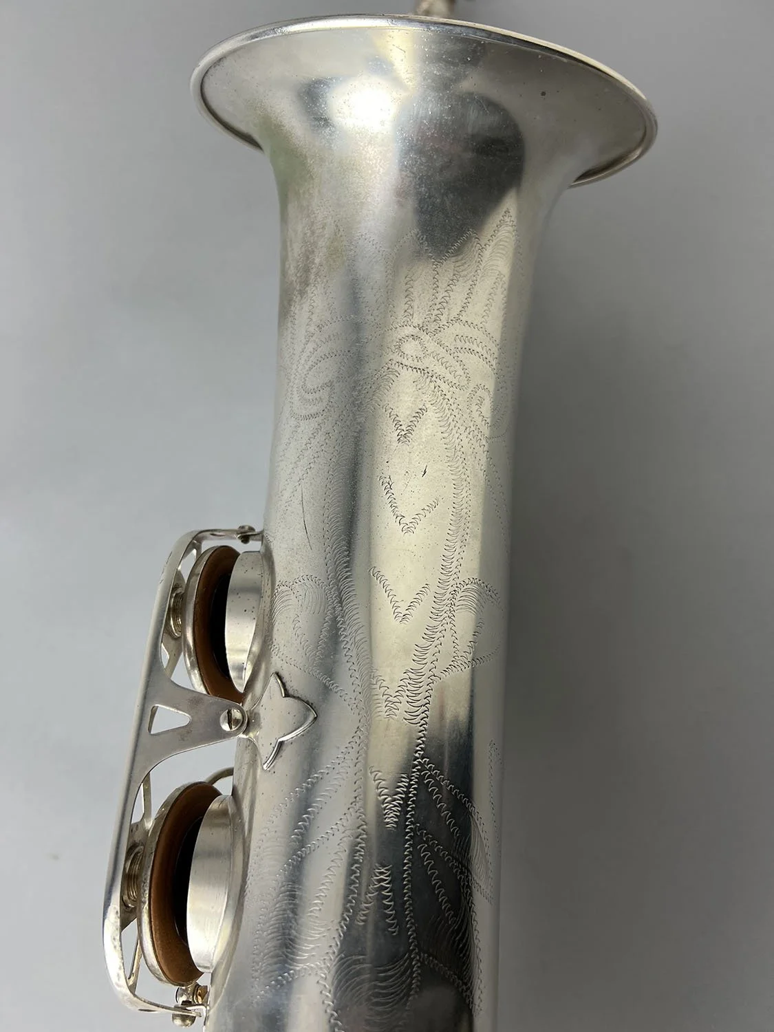Borgoni-Jubilee-Tenor-Saxophone_195xxx_BarnardRepair_16.jpeg