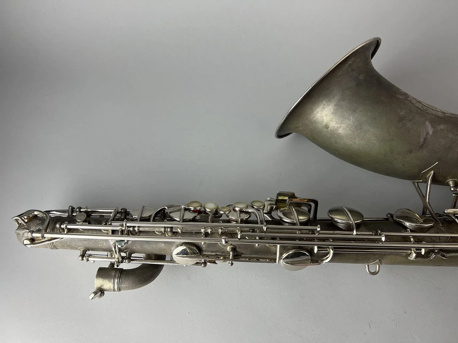Conn-12M-Baritone-Saxophone_K47xxx_BarnardRepair_09.jpeg