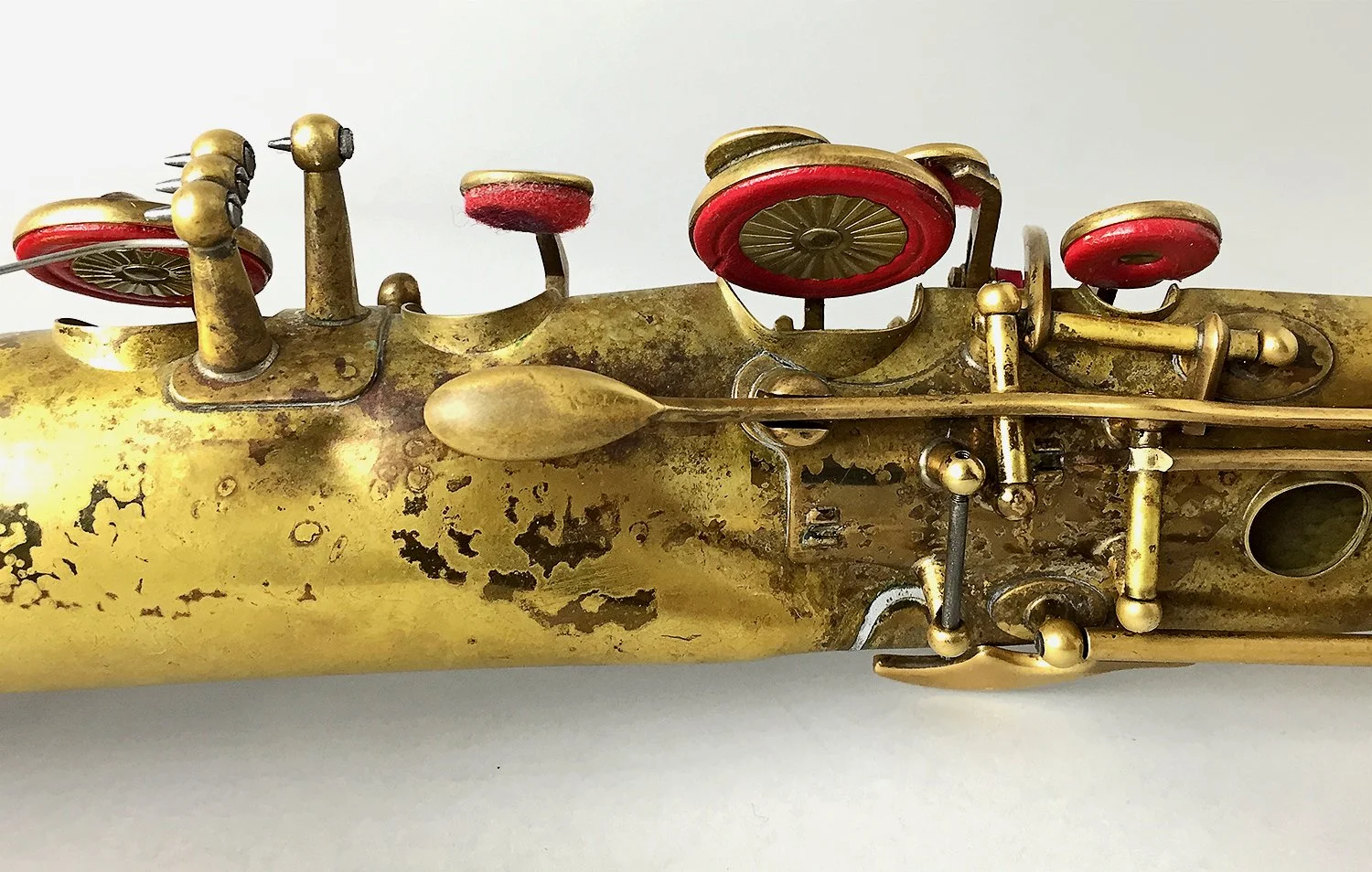 BarnardRepair_Selmer-Mark-VI_62xxx-Runflat_07b.jpg