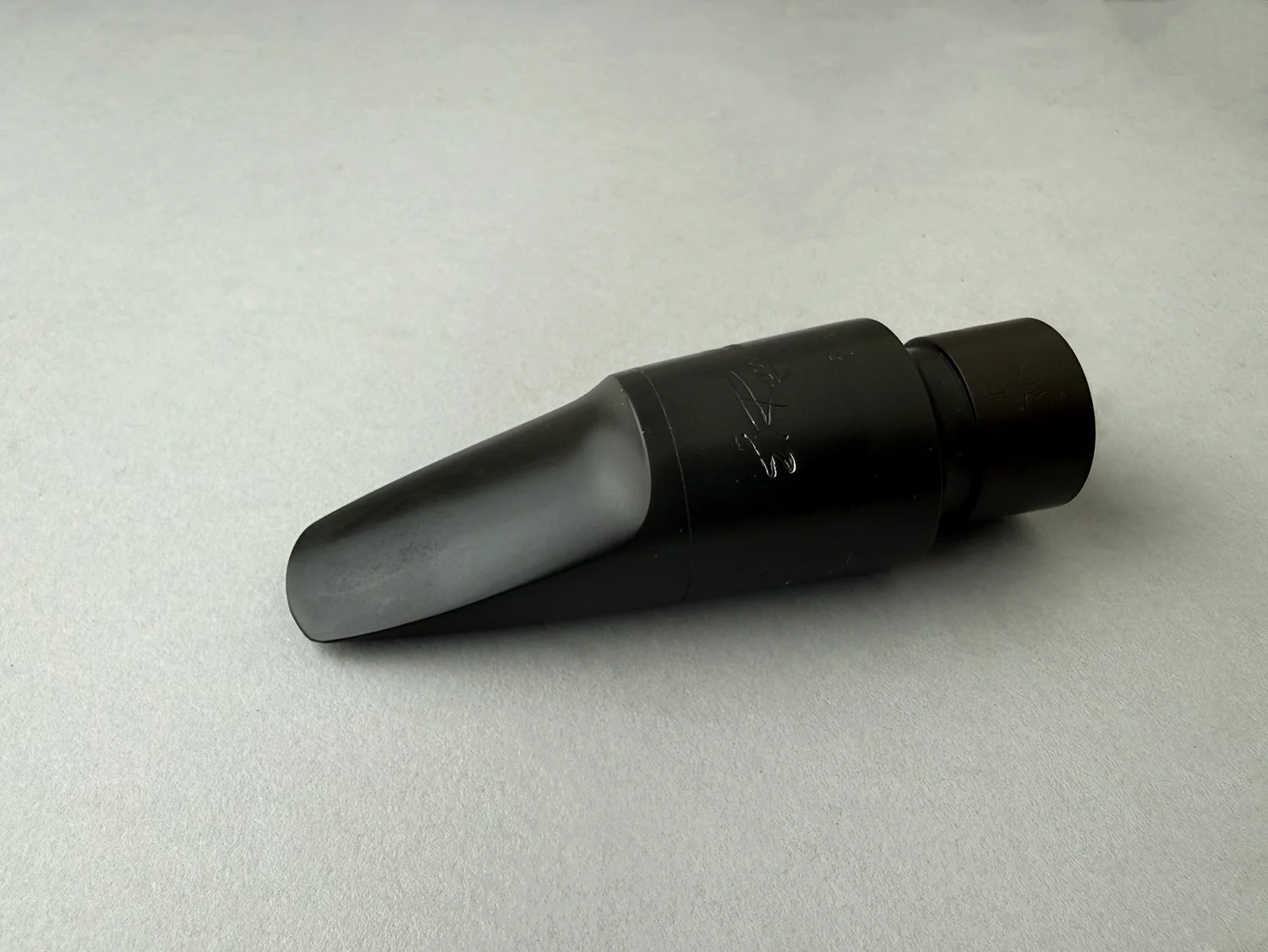 Rousseau-5R-Alto_BarnardRepair_06.jpeg