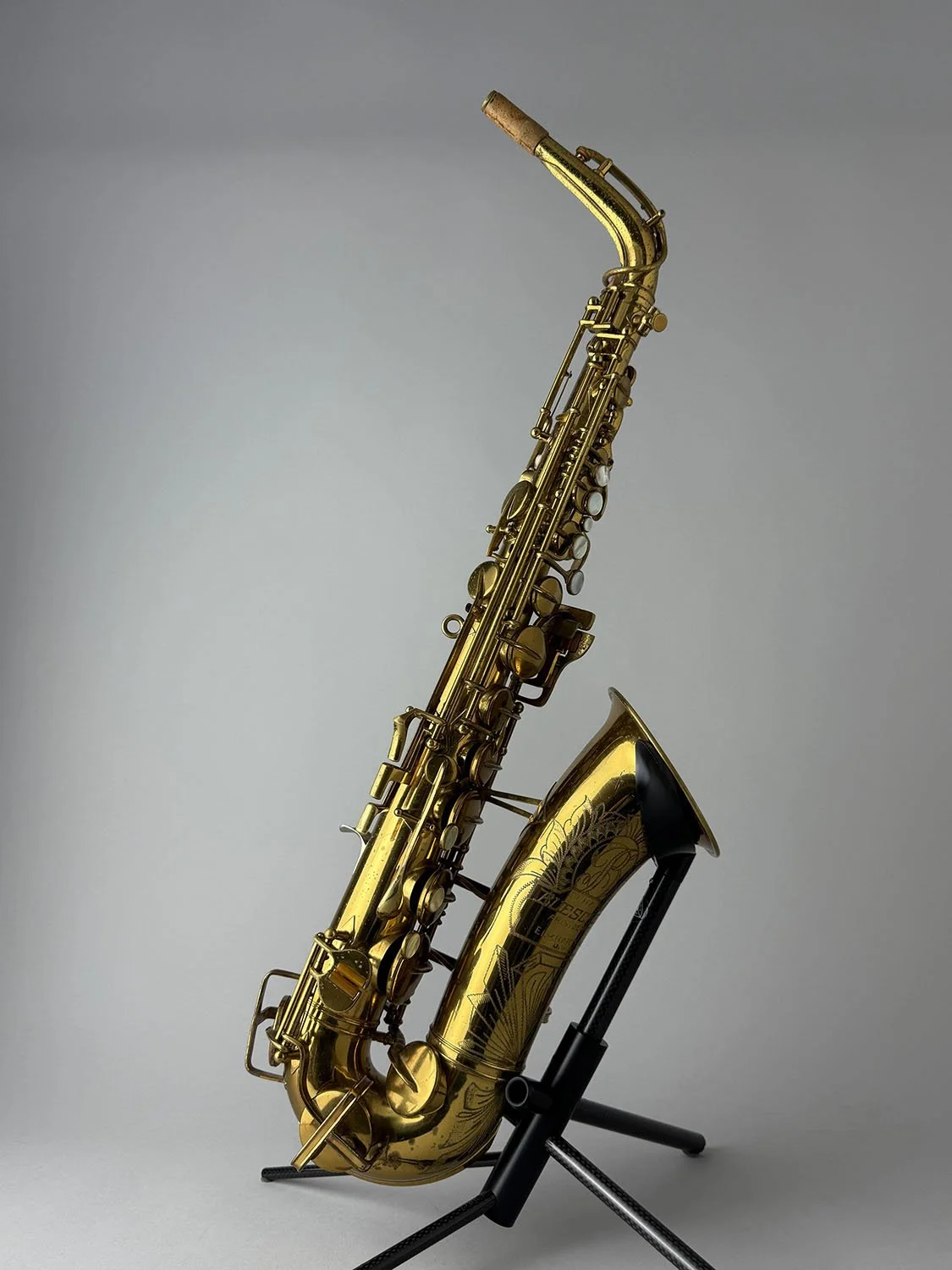 Buescher-Big-B-Alto_324xxx_BarnardRepair_01.jpeg