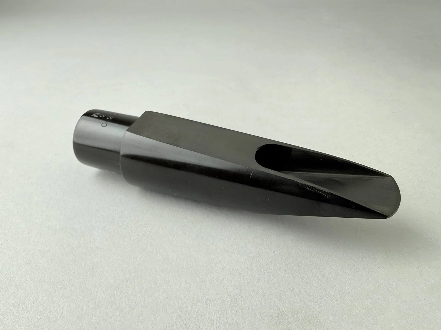 Berg-Larsen-130:3-M-Tenor_BarnardRepair_07.jpeg