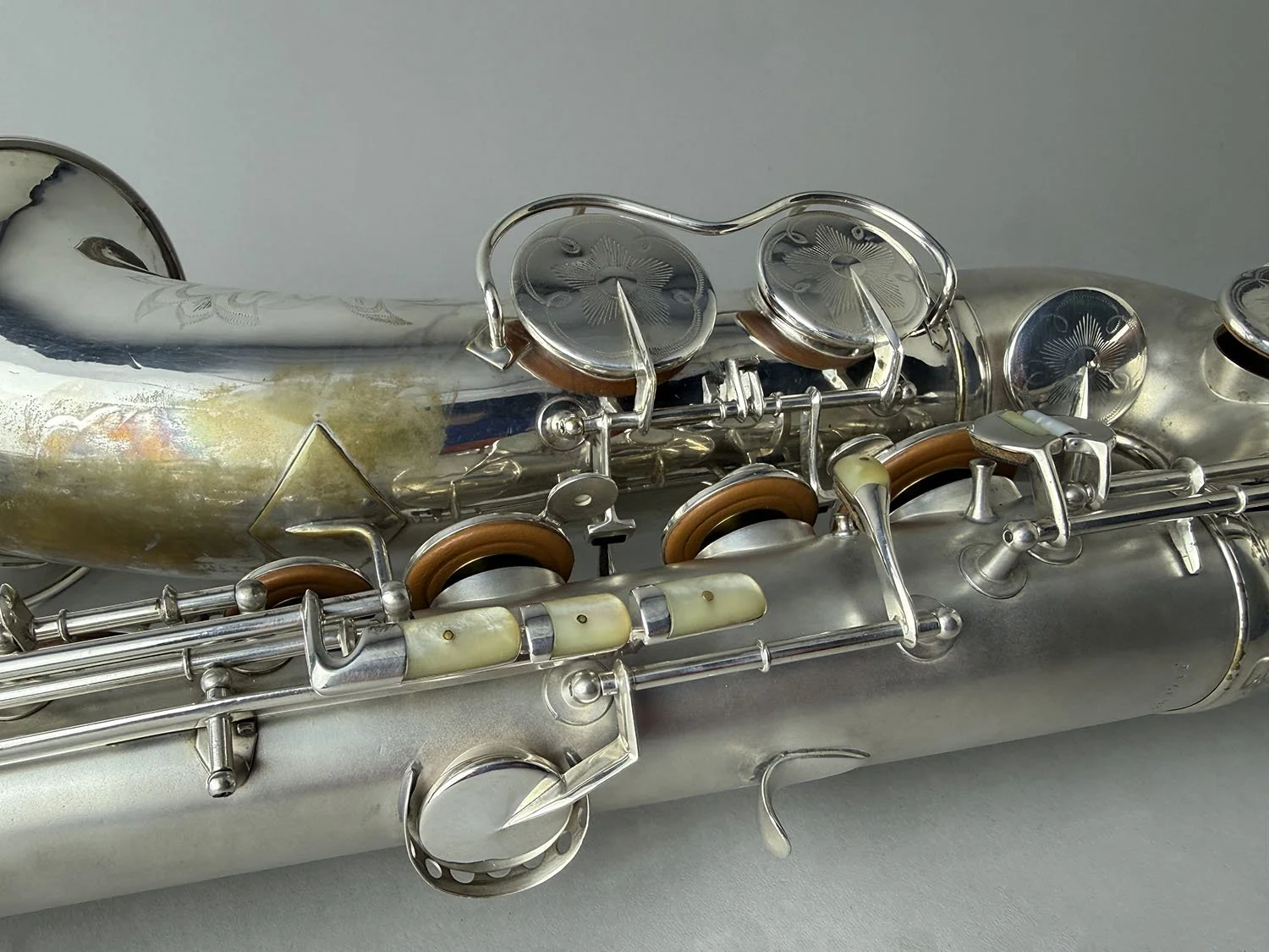 King-Zephyr-Special-Tenor_209xxx_BarnardRepair_11.jpeg