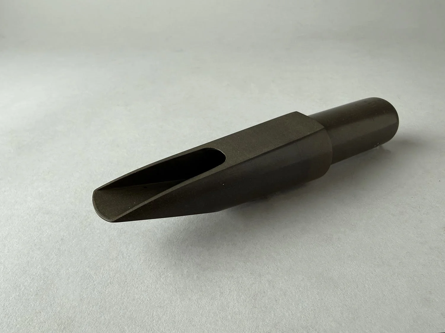 Berg-Larsen-115:0-M-Hard-Rubber-Bari_BarnardRepair_08.jpeg