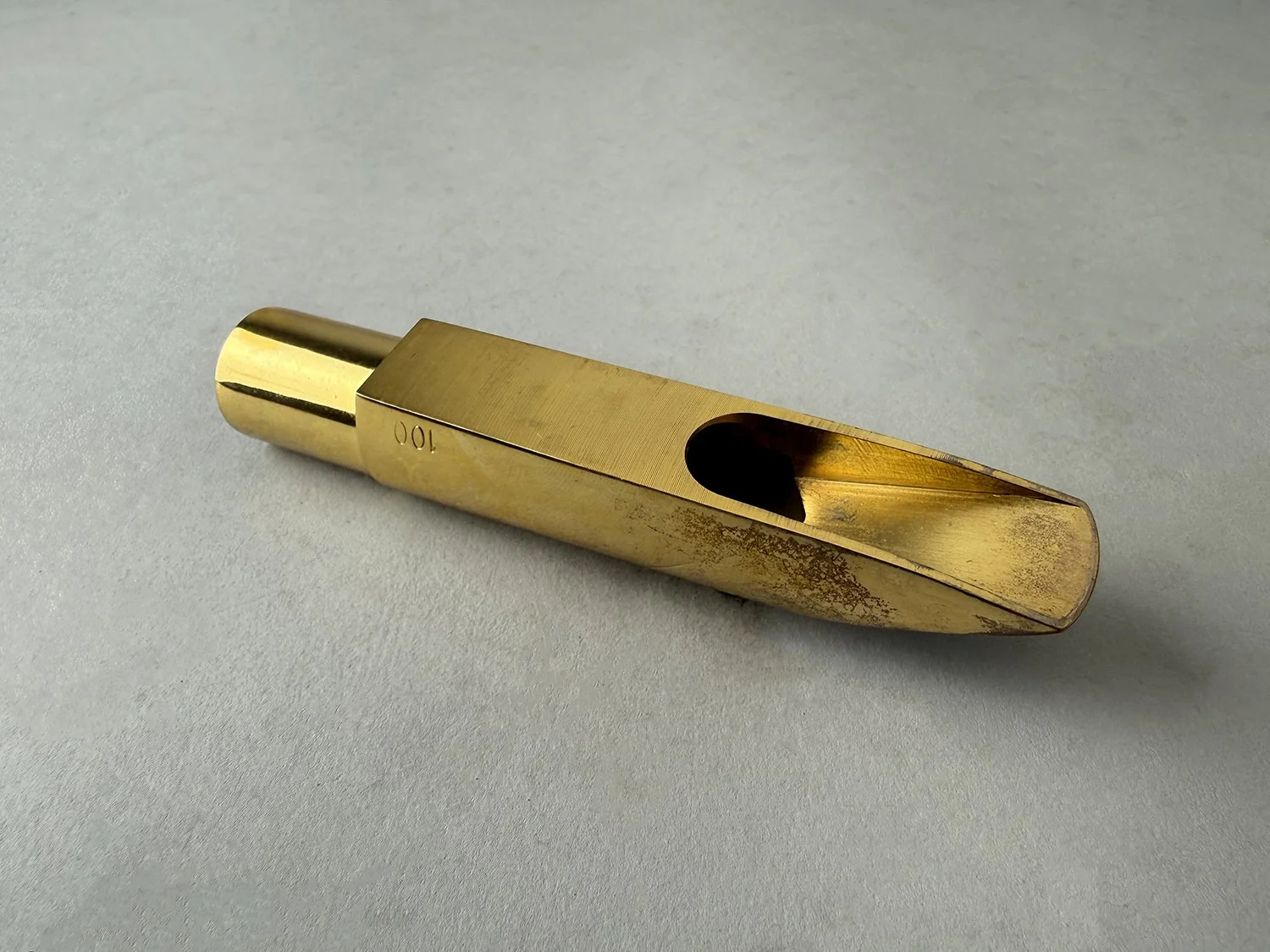 Bari-Standard-Gold-Series-Tenor_BarnardRepair_07.jpeg
