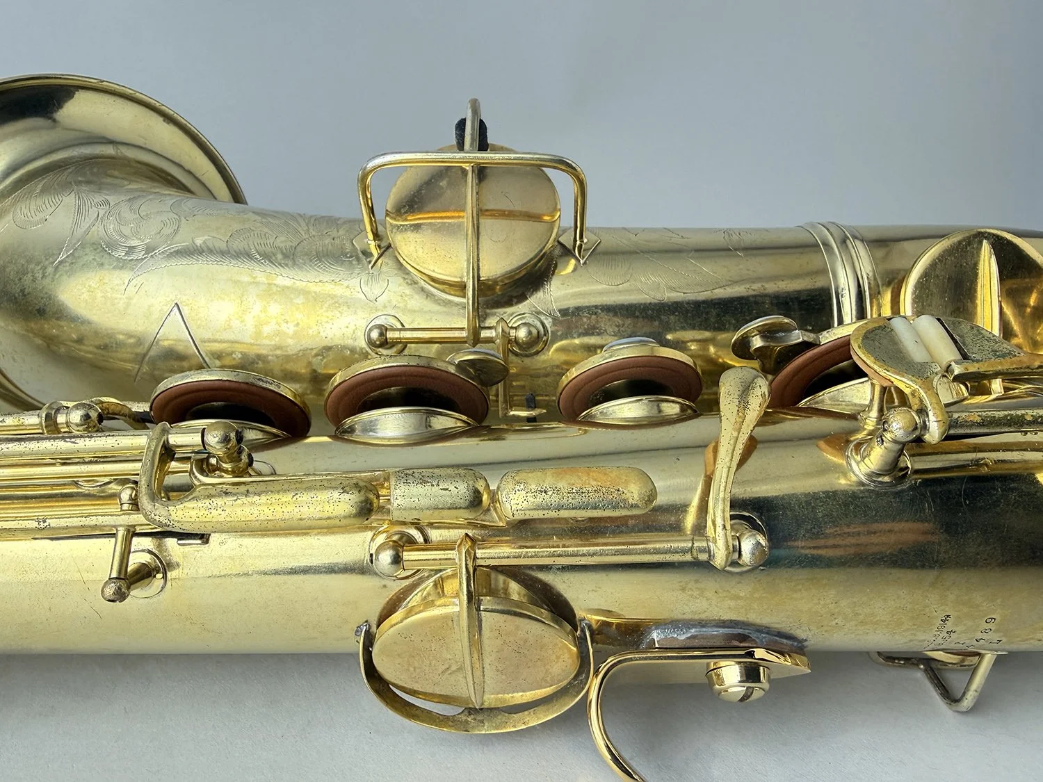 Conn-10-M-Naked-Lady-Gold-Plated-Tenor_134xxx_BarnardRepair_11.jpeg