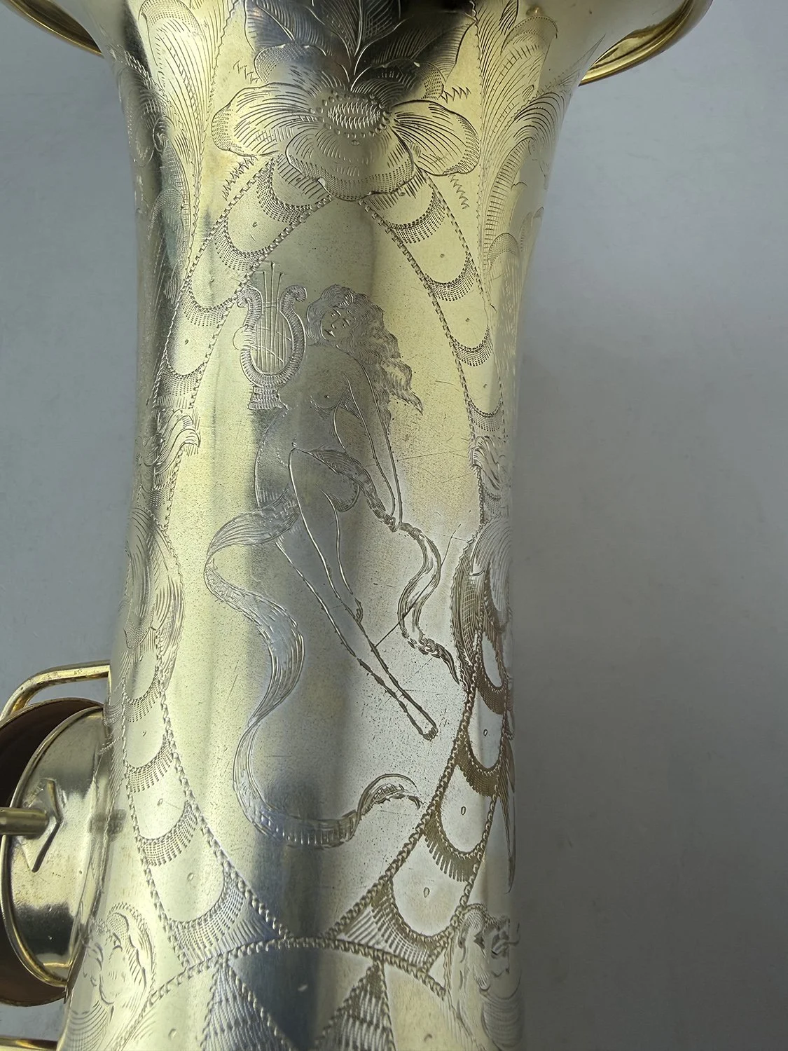 Conn-10-M-Naked-Lady-Gold-Plated-Tenor_134xxx_BarnardRepair_18.jpeg