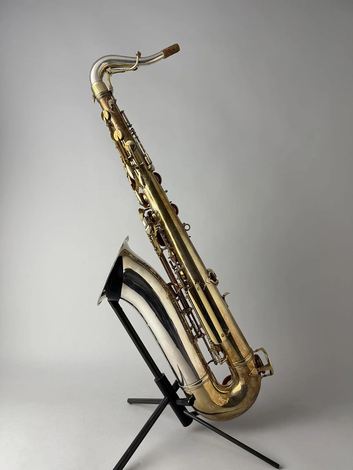 King-Super-20-Silver-Sonic-with-Gold-Plate-Tenor_349xxx_BarnardRepair_05.jpeg
