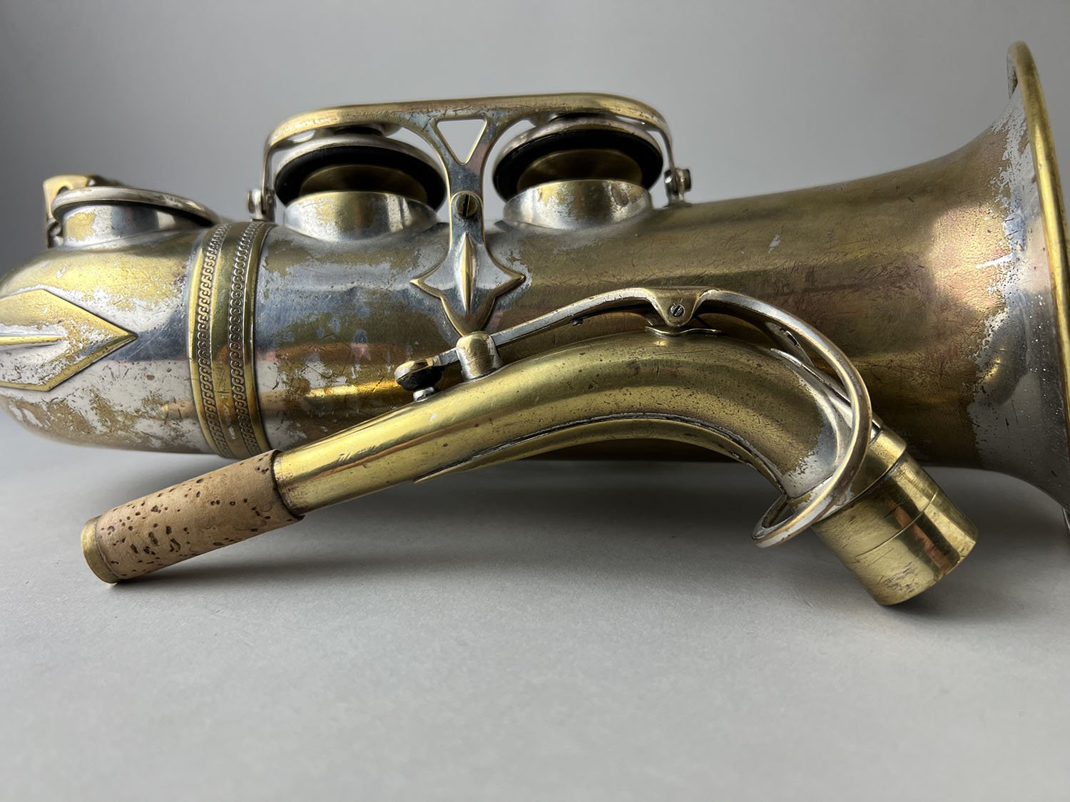 Selmer-Mark-VI-Alto-Saxophone_69xxx_BarnardRepair_23.jpeg