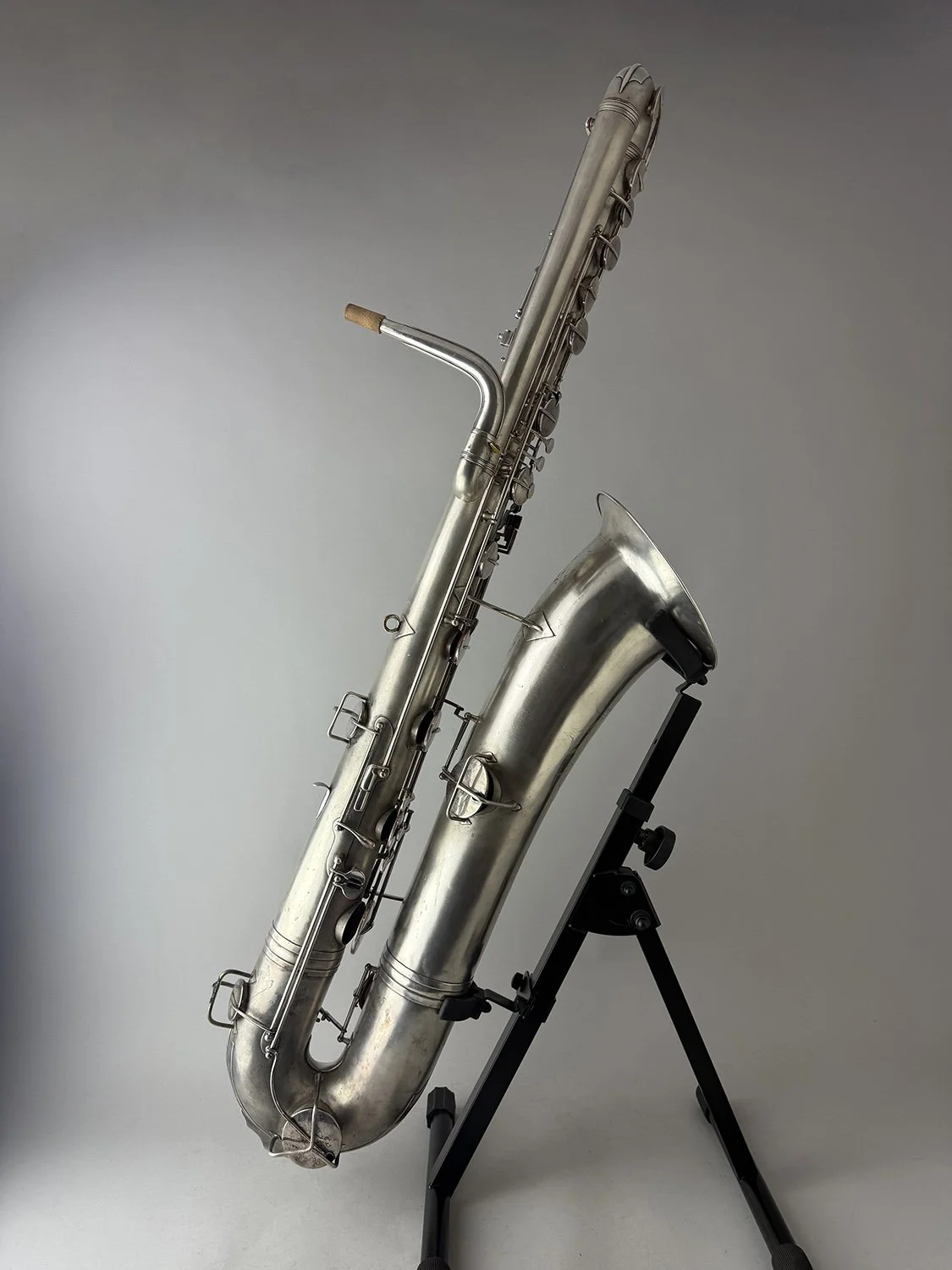 Conn-Bass-Saxophone_15xxx_BarnardRepair_01.jpeg