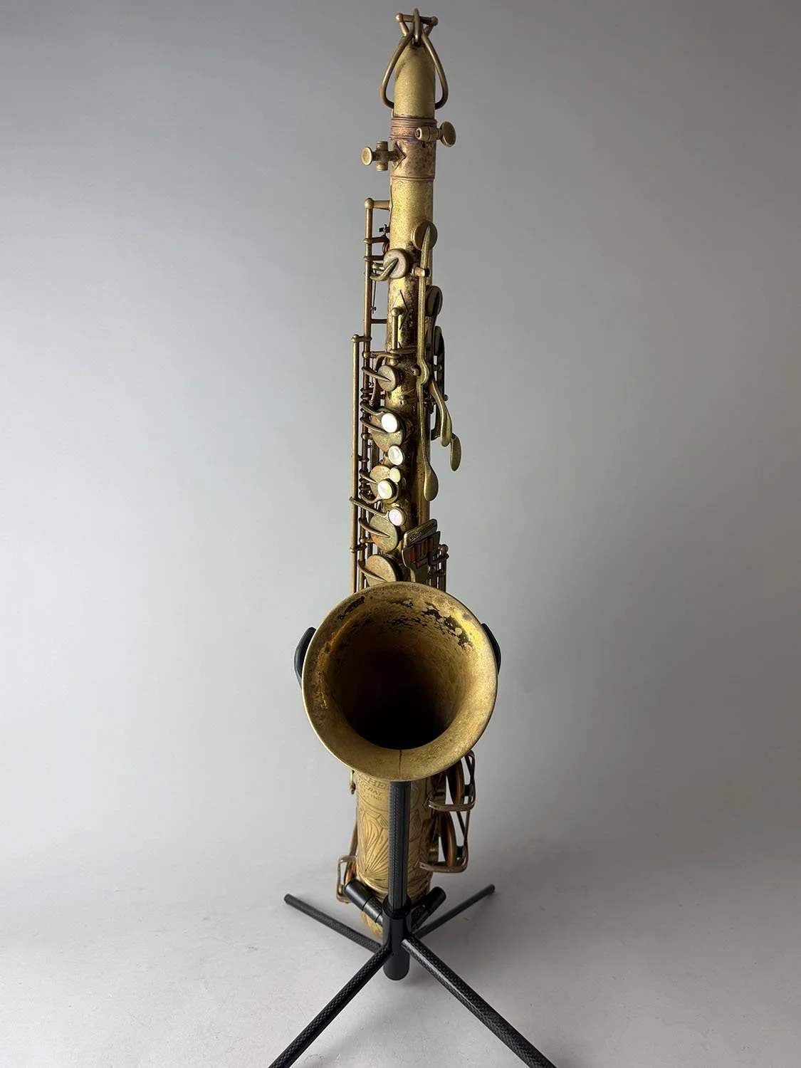 Buescher-Aristocrat-Tenor_309xxx_BarnardRepair_03.jpeg