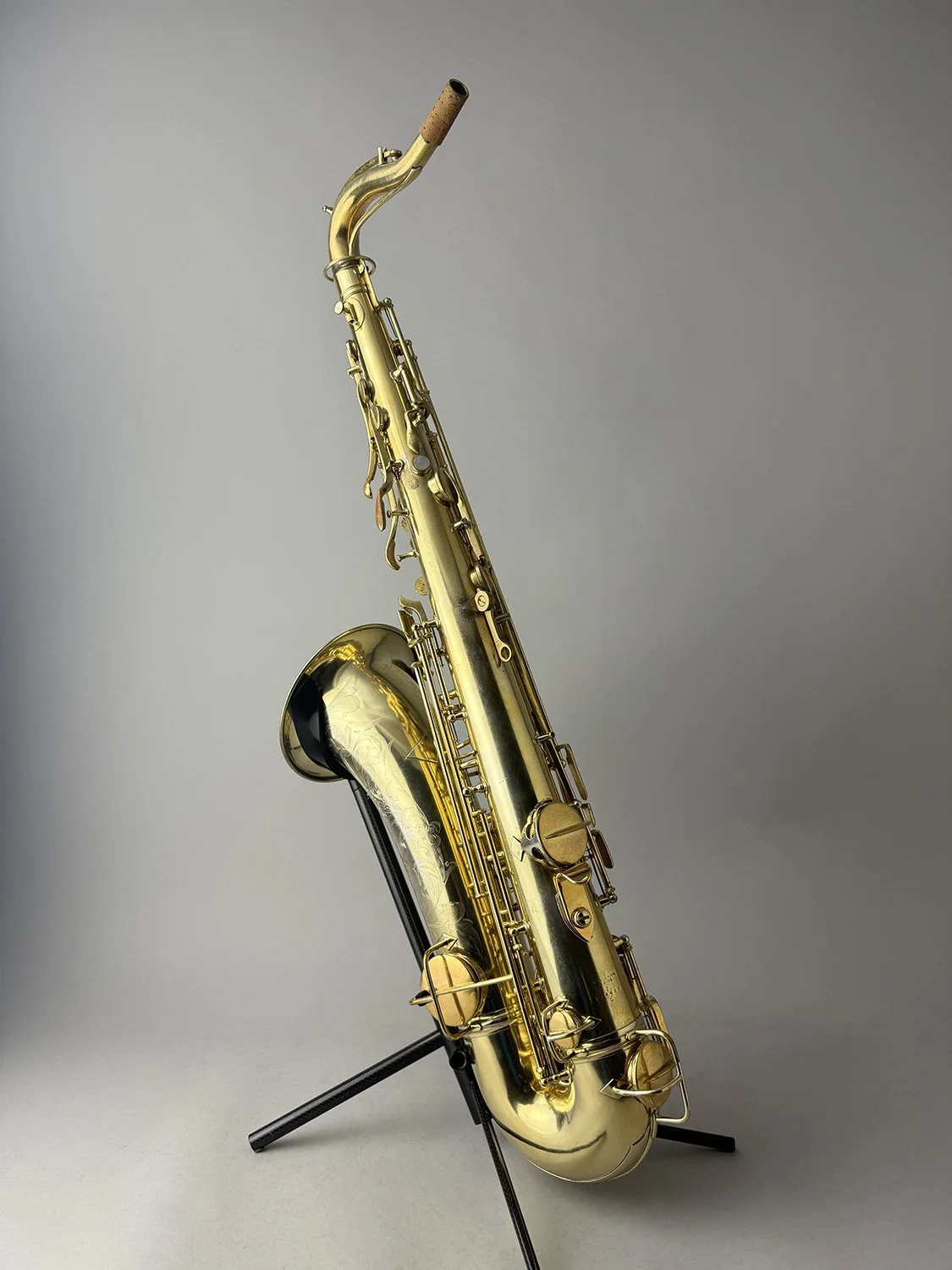 Conn-10-M-Naked-Lady-Gold-Plated-Tenor_134xxx_BarnardRepair_06.jpeg