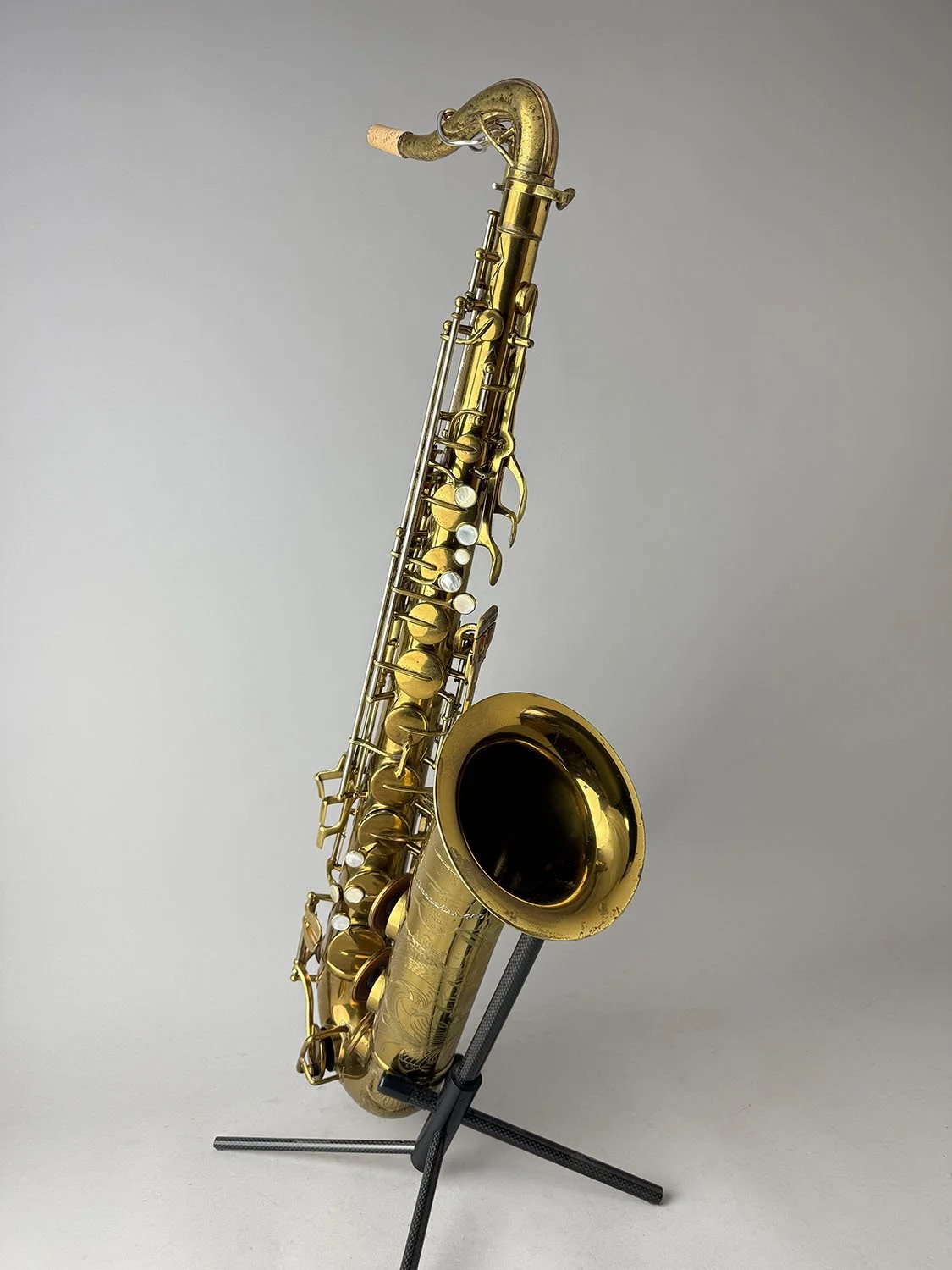 Buescher-400-Tenor_309xxx_BarnardRepair_02.jpeg