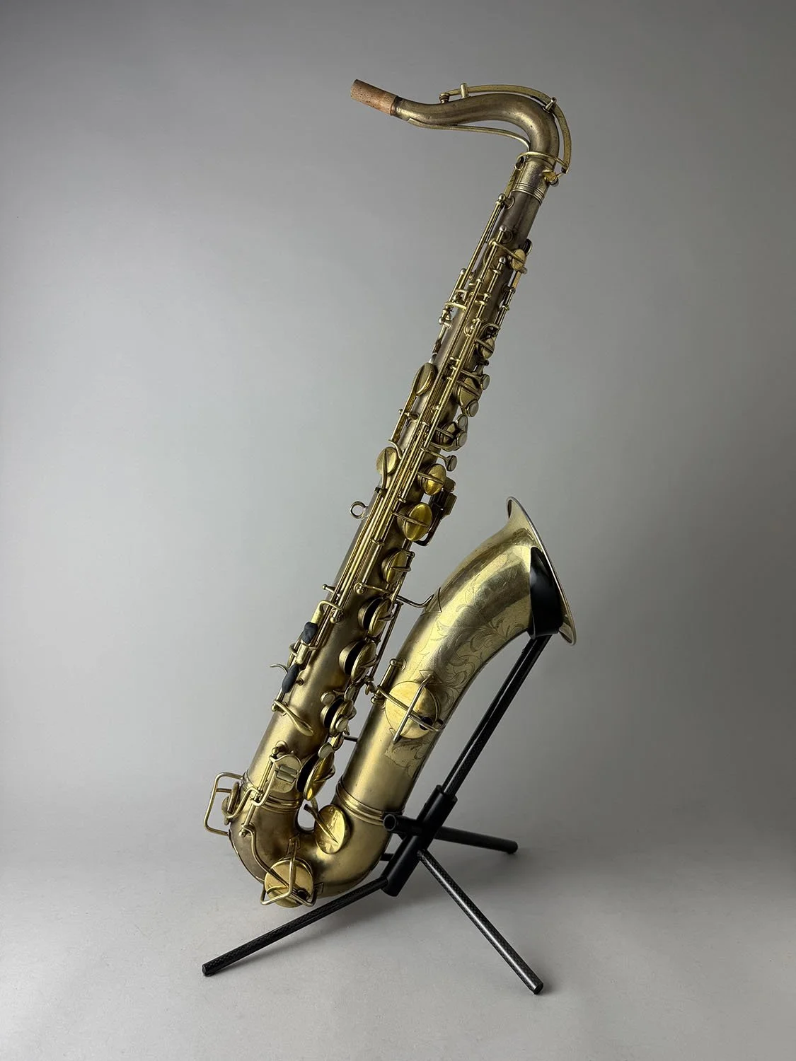 Conn-New-Wonder-Series-II-Chu-Berry-Tenor_178xxx_BarnardRepair_01.jpeg