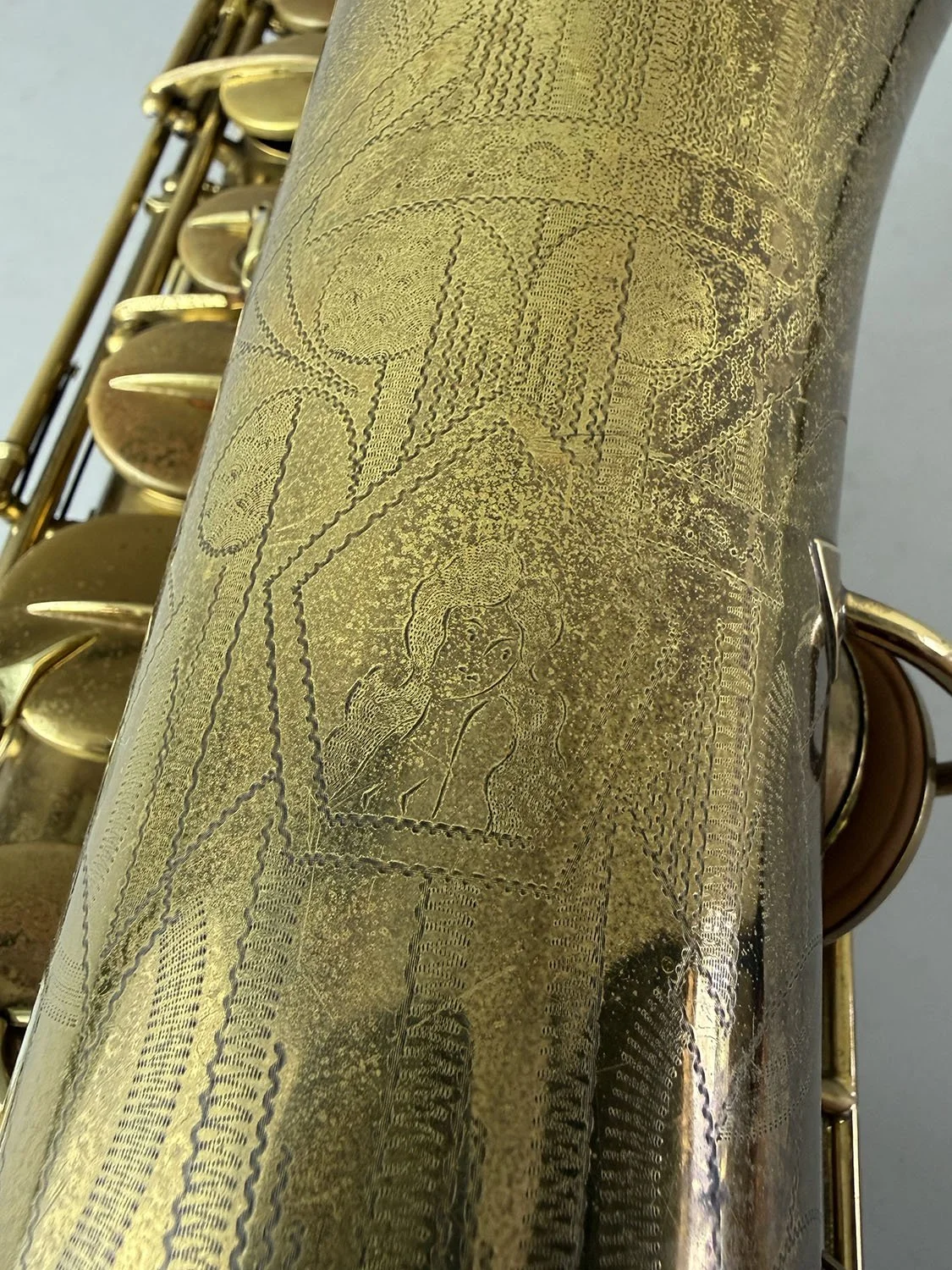 Conn-Connqueror-Tenor_307xxx_BarnardRepair_17.jpeg