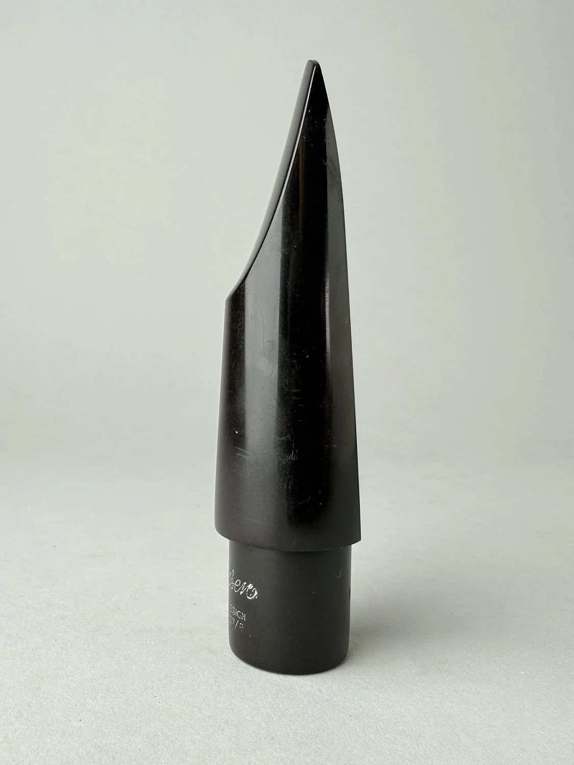 Berg-Larsen-130:3-M-Tenor_BarnardRepair_02.jpeg