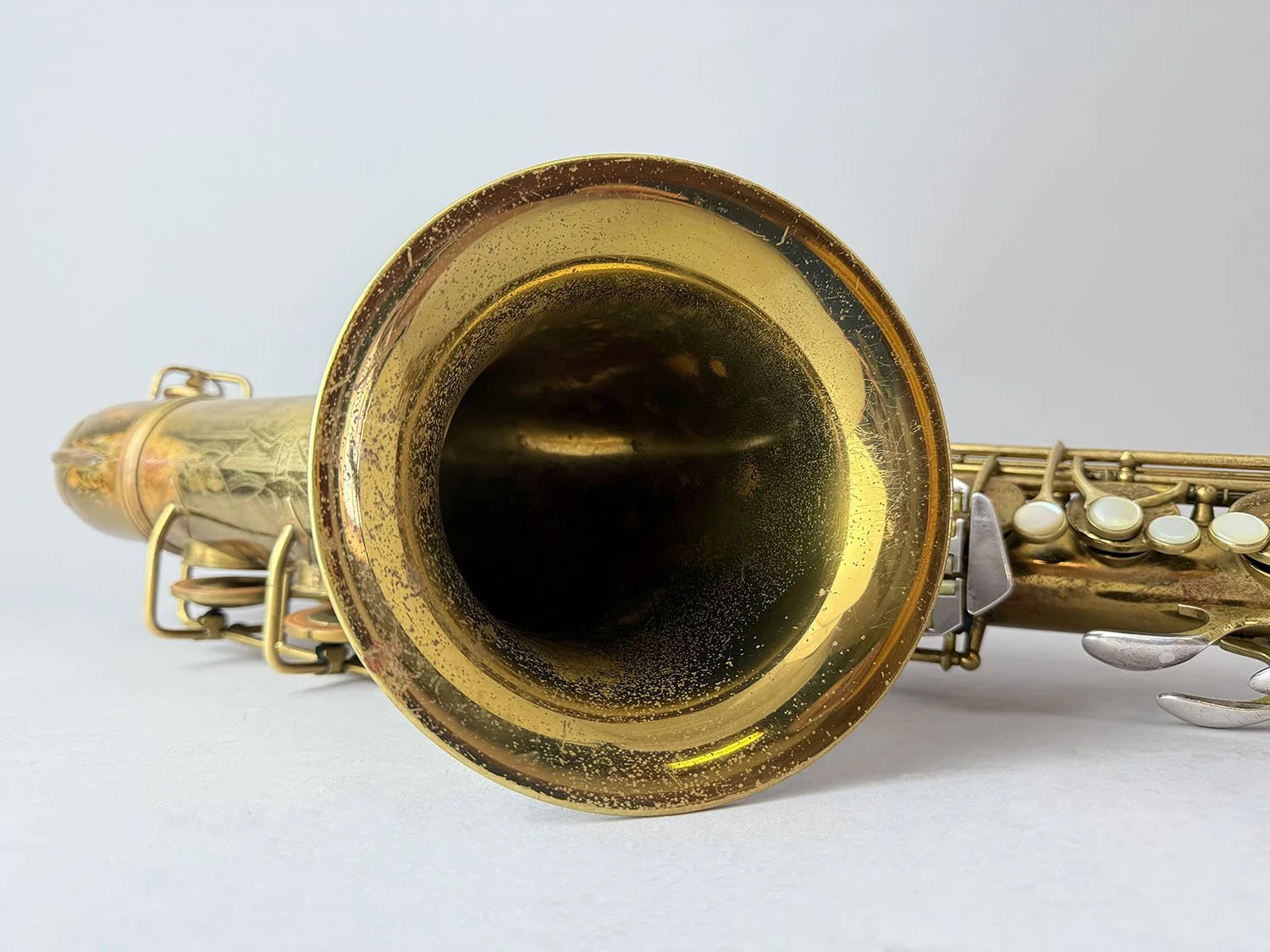 Conn-Connqueror-Tenor_307xxx_BarnardRepair_15.jpeg