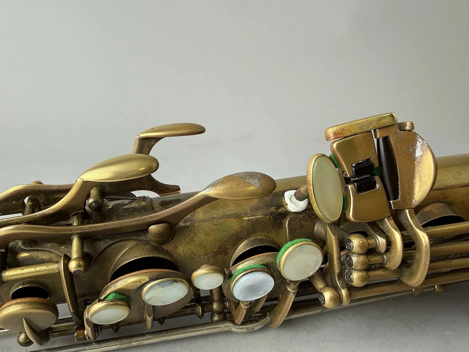 Mark-VI-Tenor_61xxx_BarnardRepair_21.jpeg