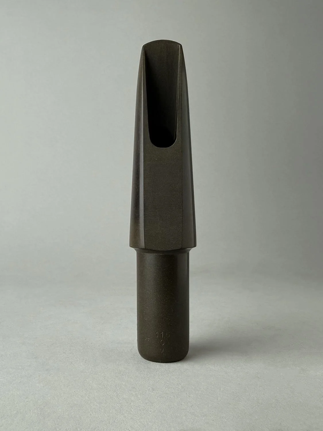Berg-Larsen-115:0-M-Hard-Rubber-Bari_BarnardRepair_03.jpeg
