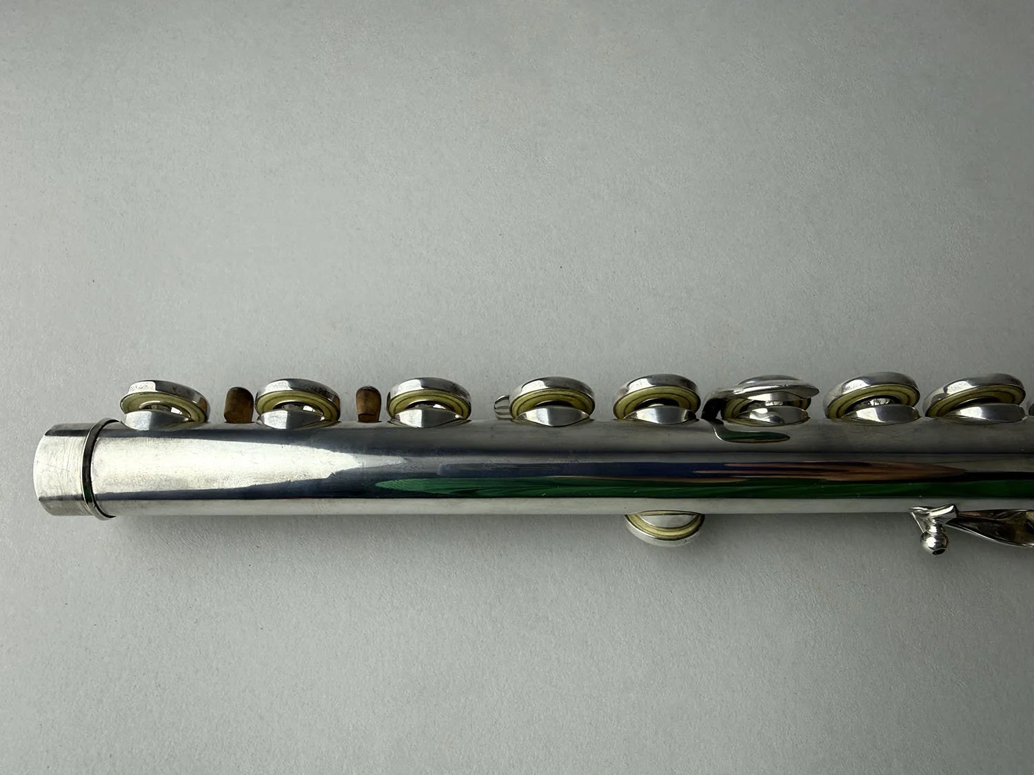 Haynes-Handmade-Open-Hole-C-Foot-Flute_32xxx_BarnardRepair_09.jpeg