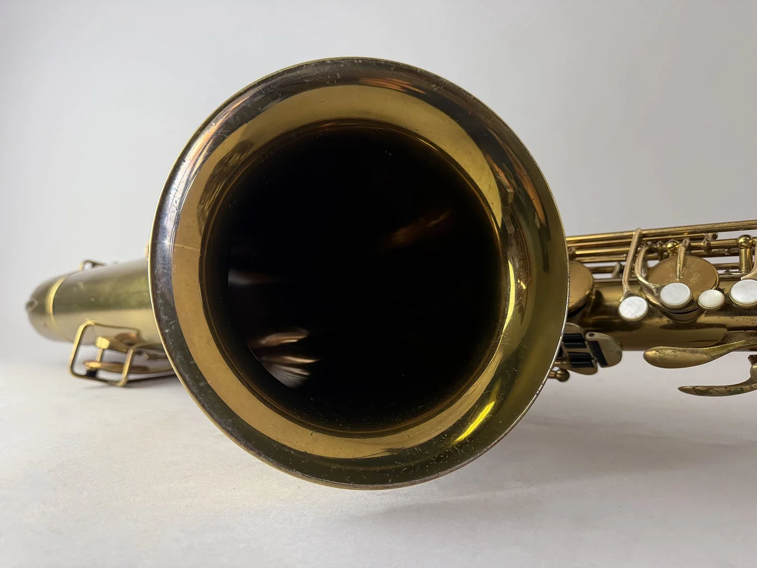 Buescher-Aristocrat-Bari_275xxx_BarnardRepair_15.jpeg
