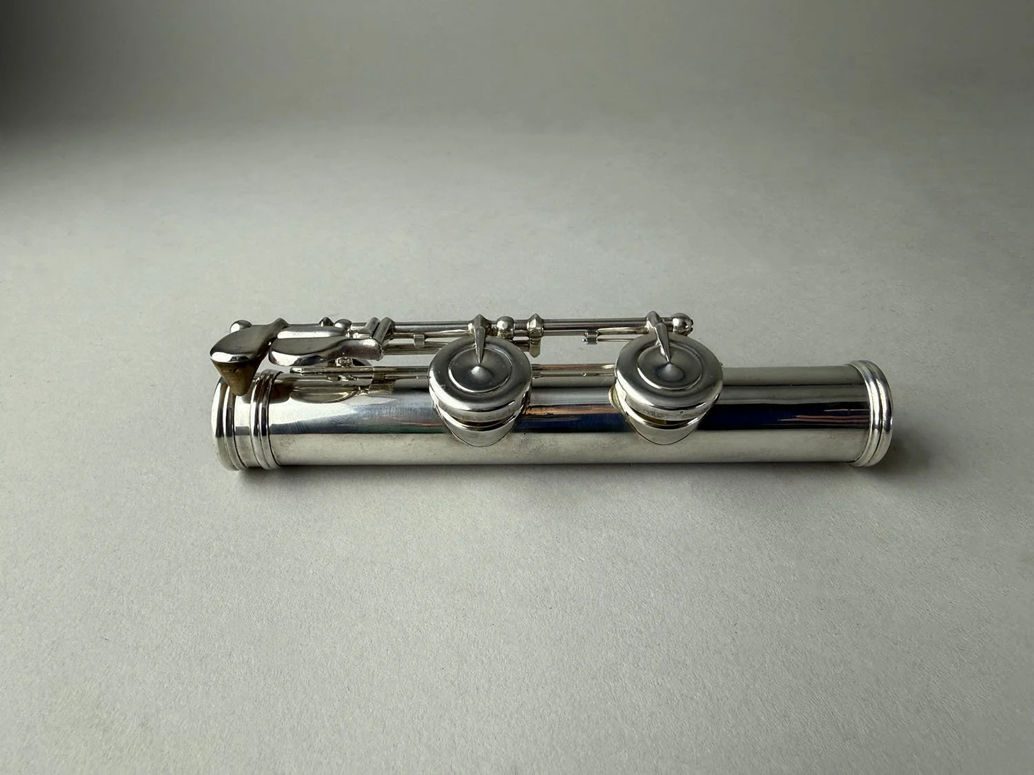 Haynes-Handmade-Open-Hole-C-Foot-Flute_32xxx_BarnardRepair_14.jpeg