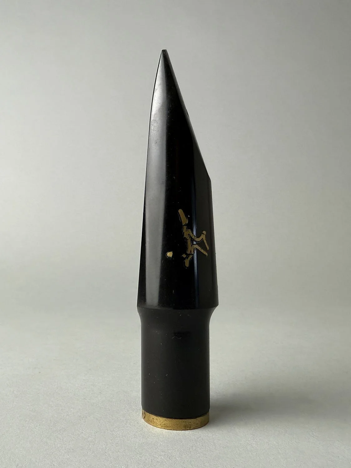 Le-Bayle-Hard-Rubber-8-Bari-Mouthpiece_11xxx_BarnardRepair_04.jpeg