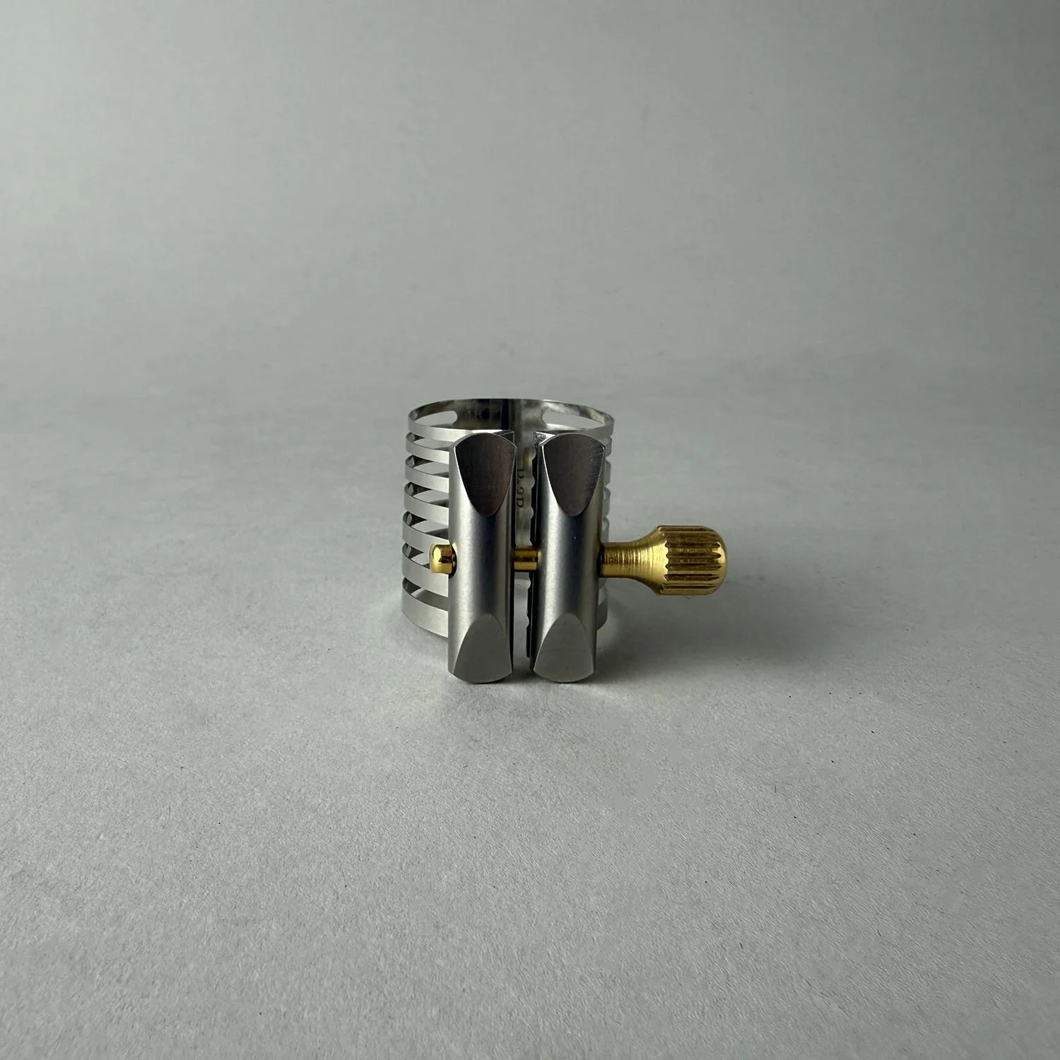 Rovner-Platinum-Ligature-Bari_BarnardRepair_06.jpeg