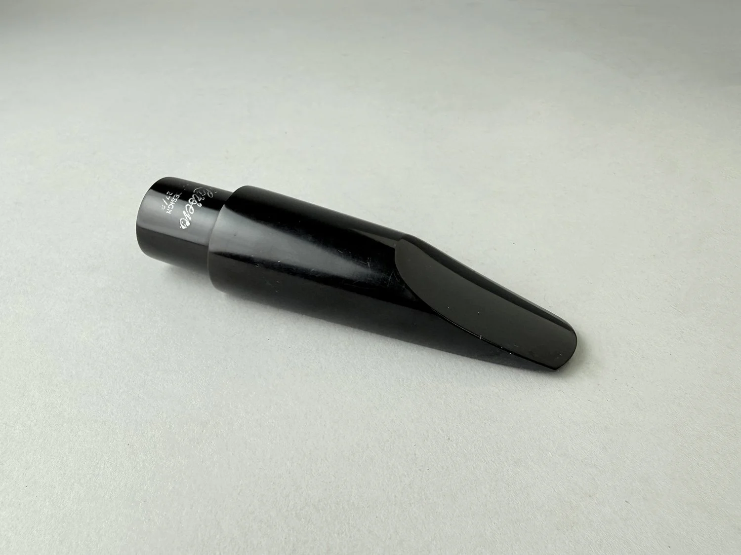 Berg-Larsen-130:3-M-Tenor_BarnardRepair_05.jpeg