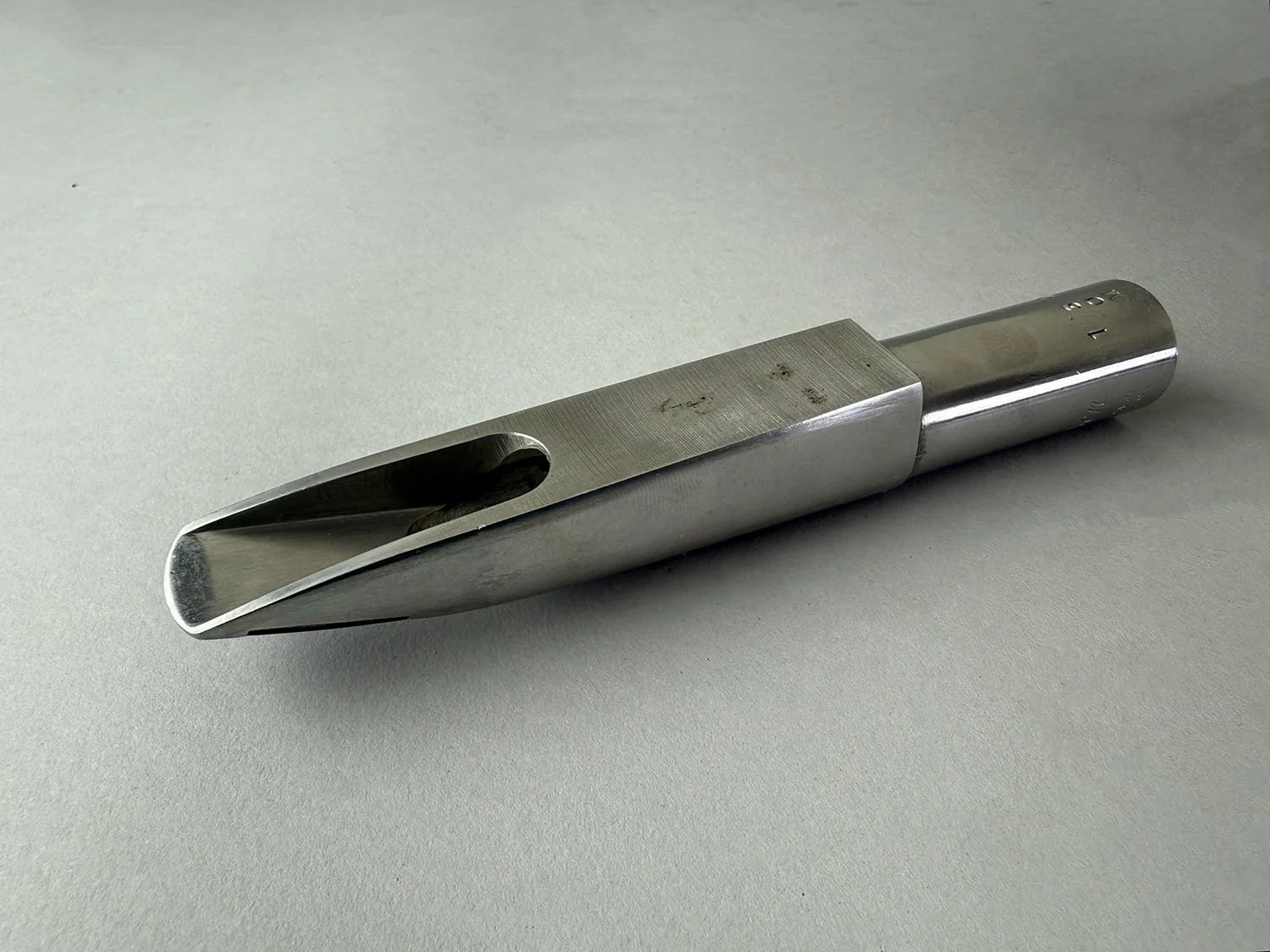 Berg-Larsen-130:0-M-Metal-Bari_BarnardRepair_08.jpeg