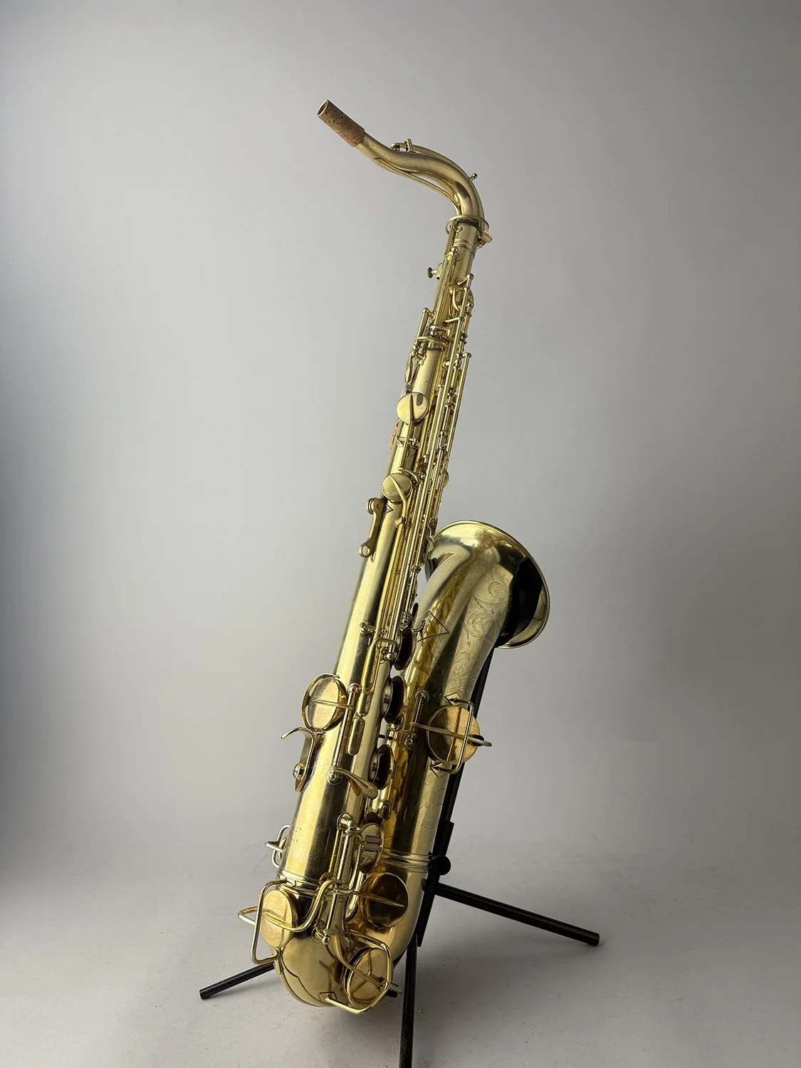 Conn-10-M-Naked-Lady-Gold-Plated-Tenor_134xxx_BarnardRepair_08.jpeg