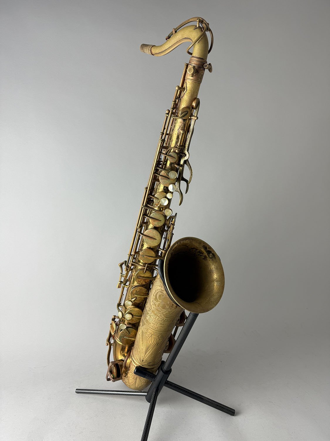 Buescher-Aristocrat-Tenor_309xxx_BarnardRepair_02.jpeg