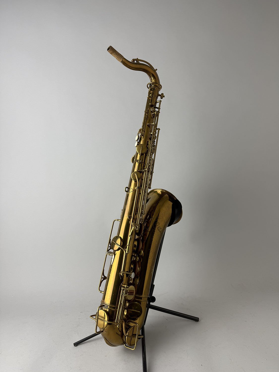 Buescher-Aristocrat-Tenor_284xxx_BarnardRepair_08.jpeg