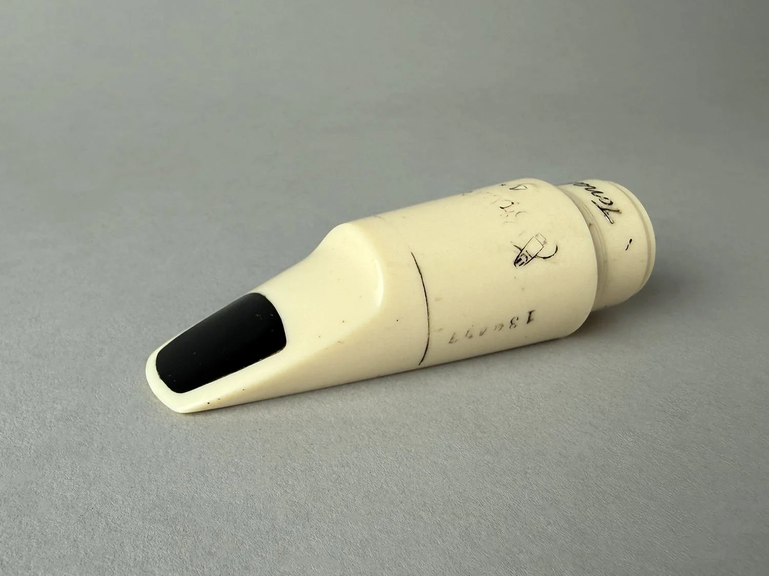 Brilhart-Tonaline-4*-Alto_138xxx_BarnardRepair_06.jpeg