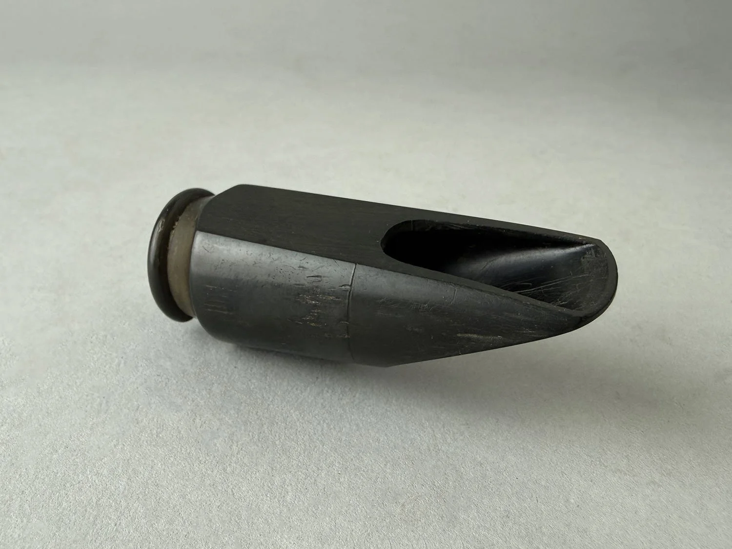 Buescher-Elkart-IND-Soprano_BarnardRepair_07.jpeg