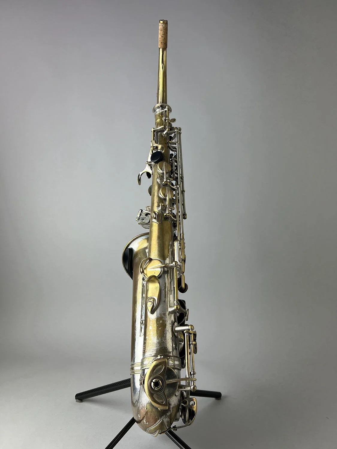 Selmer-Mark-VI-Alto-Saxophone_69xxx_BarnardRepair_07.jpeg