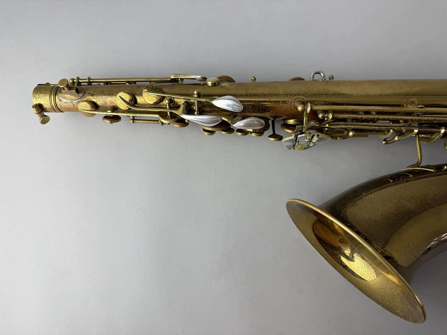 Conn-Connqueror-Tenor_307xxx_BarnardRepair_18.jpeg