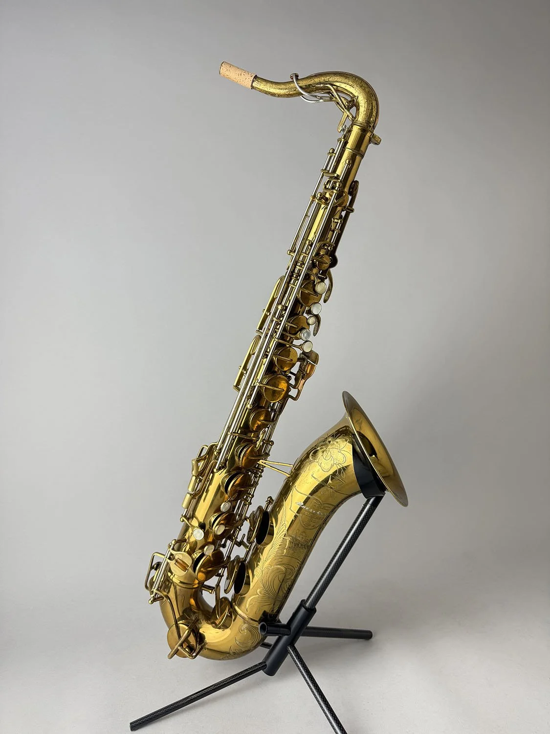 Buescher-400-Tenor_309xxx_BarnardRepair_01.jpeg
