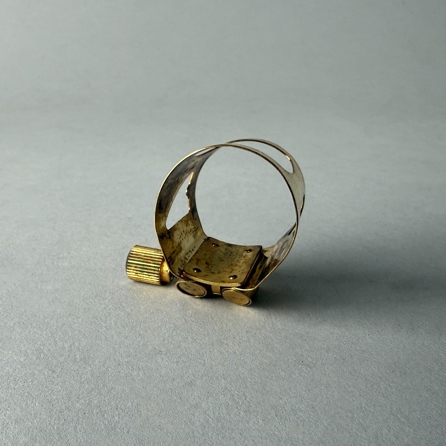 Vandoren-Optimum-Alto-Ligature_BarnardRepair_02.jpeg