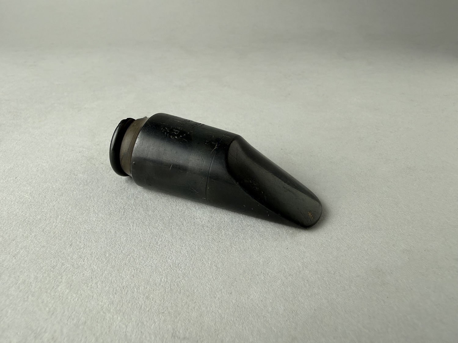 Buescher-Elkart-IND-Soprano_BarnardRepair_05.jpeg