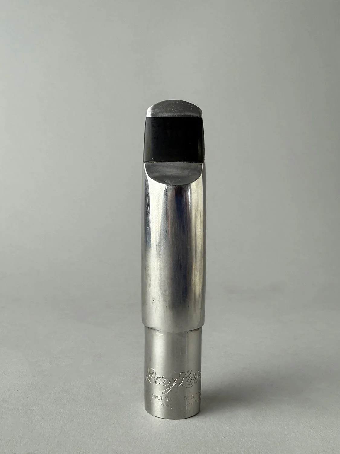 Berg-Larsen-100:3-M-Tenor_BarnardRepair_01.jpeg