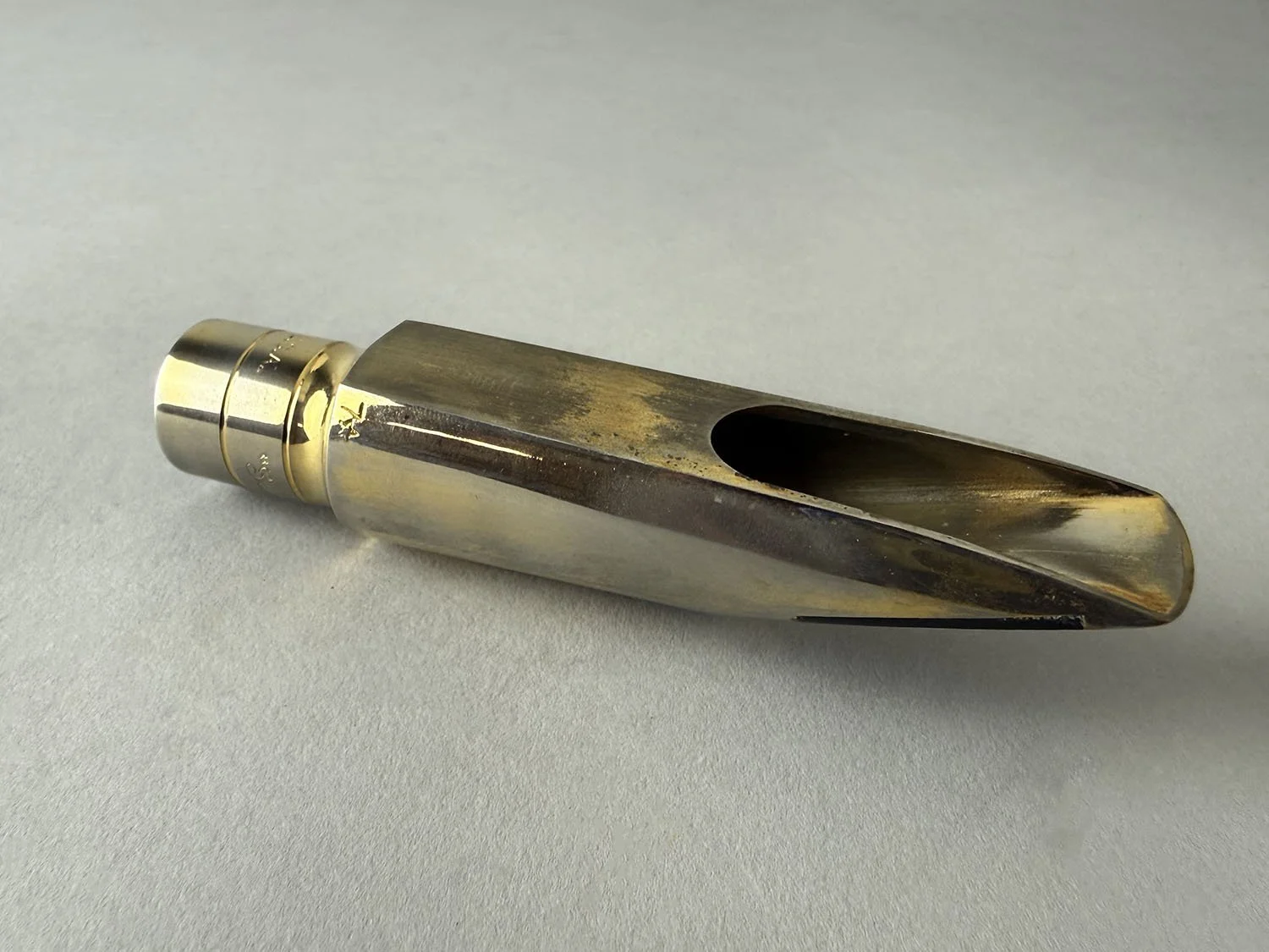 Otto-Link-Super-Tone-Master-Early-Babbitt-7*-Tenor_BarnardRepair_07.jpeg
